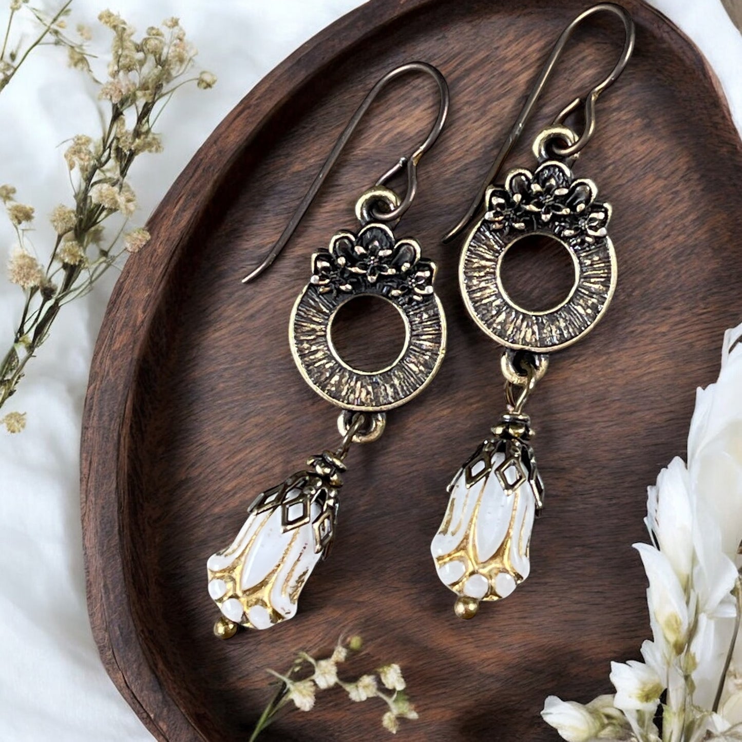TierraCast Blossom Link Connector, Antiqued Brass Floral Theme Link, New Collection (PF/1051-57) * Qty. 4