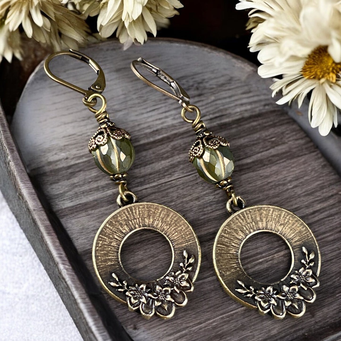 TierraCast Blossom Pendant, 20x25.5mm Antiqued Brass Floral Theme Charm, New Collection (PF/1043-57) * Qty. 2