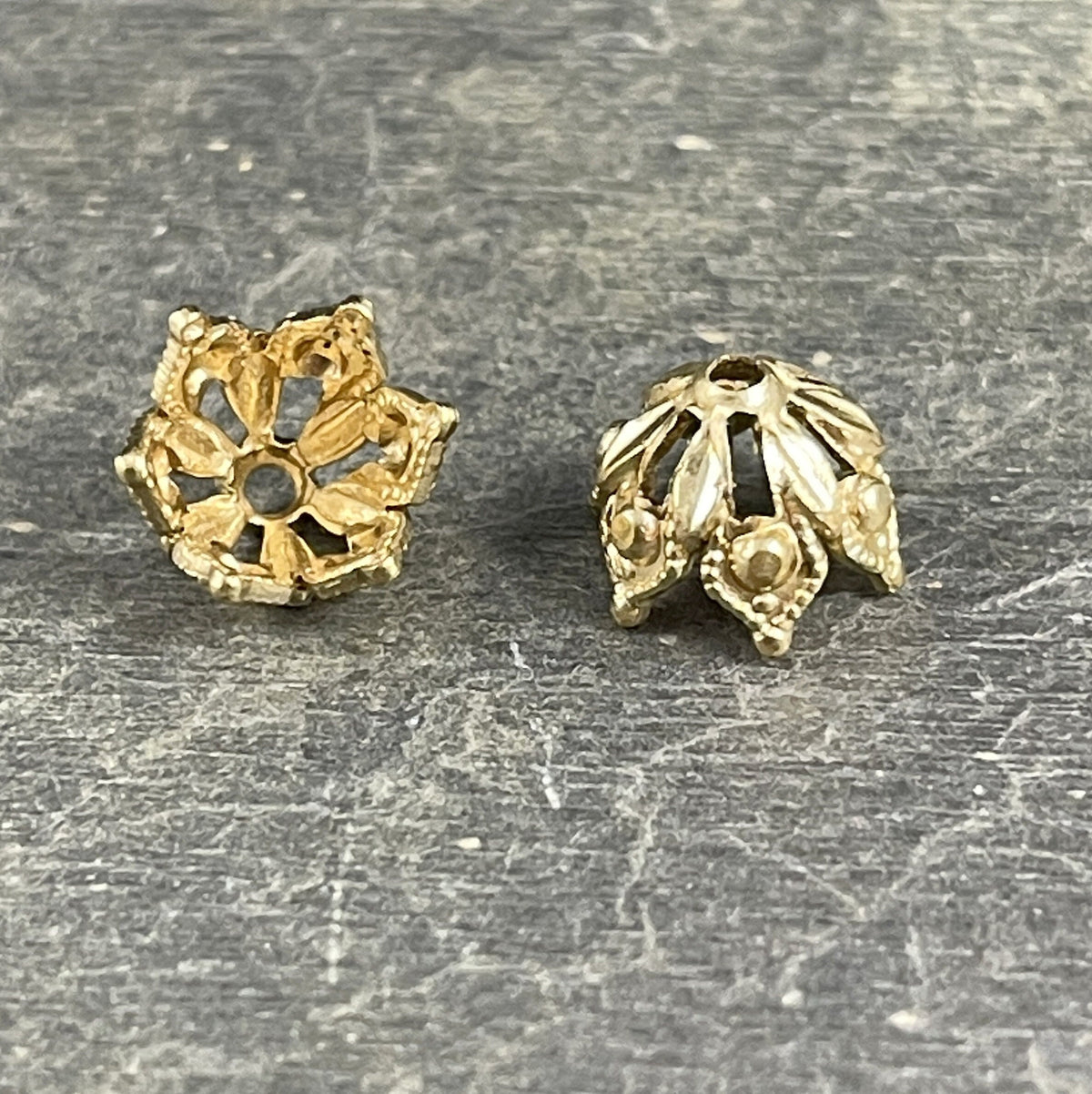 10mm Brass Bead Caps, Raw Brass Gold Gothic Style Bead Caps, Ornate Victorian Bead Caps, Bright Gold Bead Caps (VJS/L27r) * Qty. 4