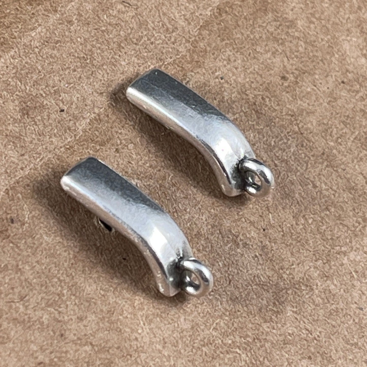 Antiqued Silver Earring Post with Loop, Silver Bar Earring with Loop for Dangles (PF/14277-77) * Qty. 4