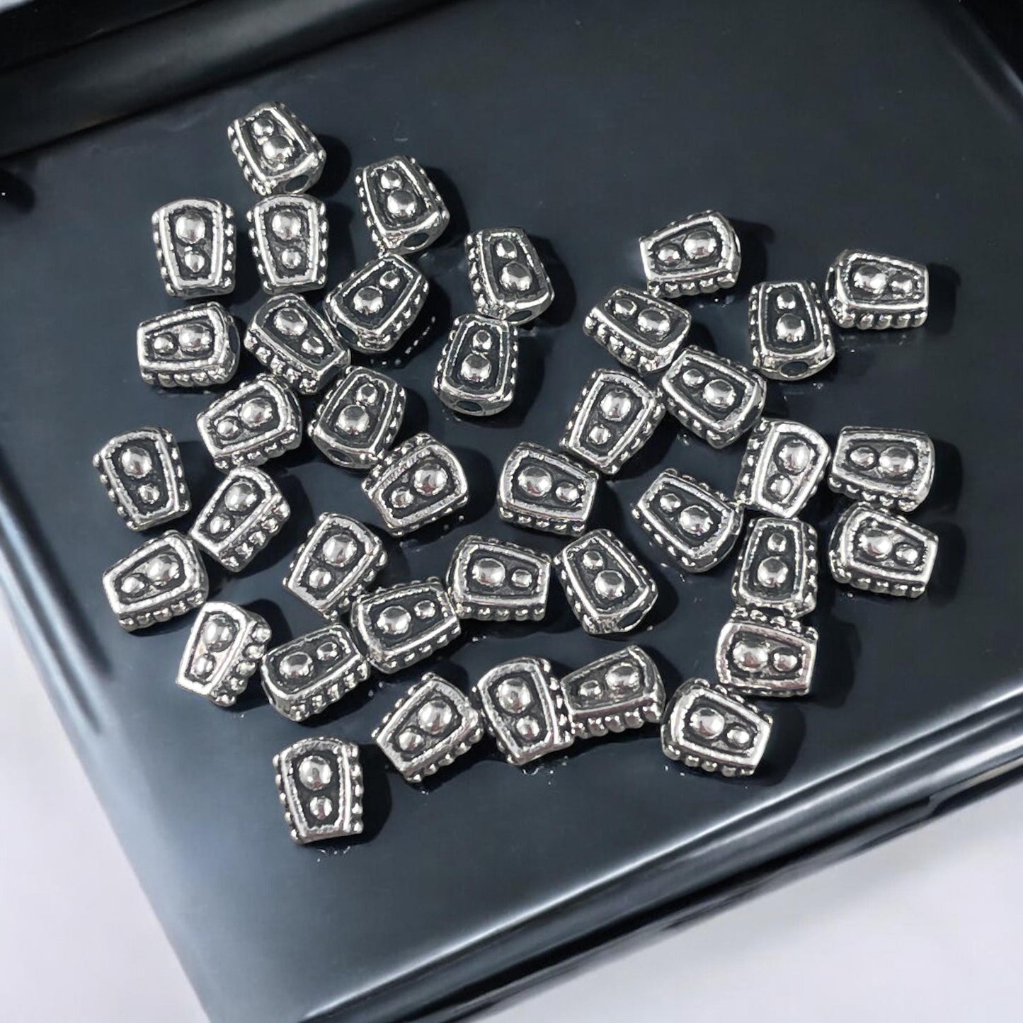 Antiqued Silver Trapezoid Bead, 6x5mm with 1.5mm Hole (LF0332Y-NF) * Qty. 200
