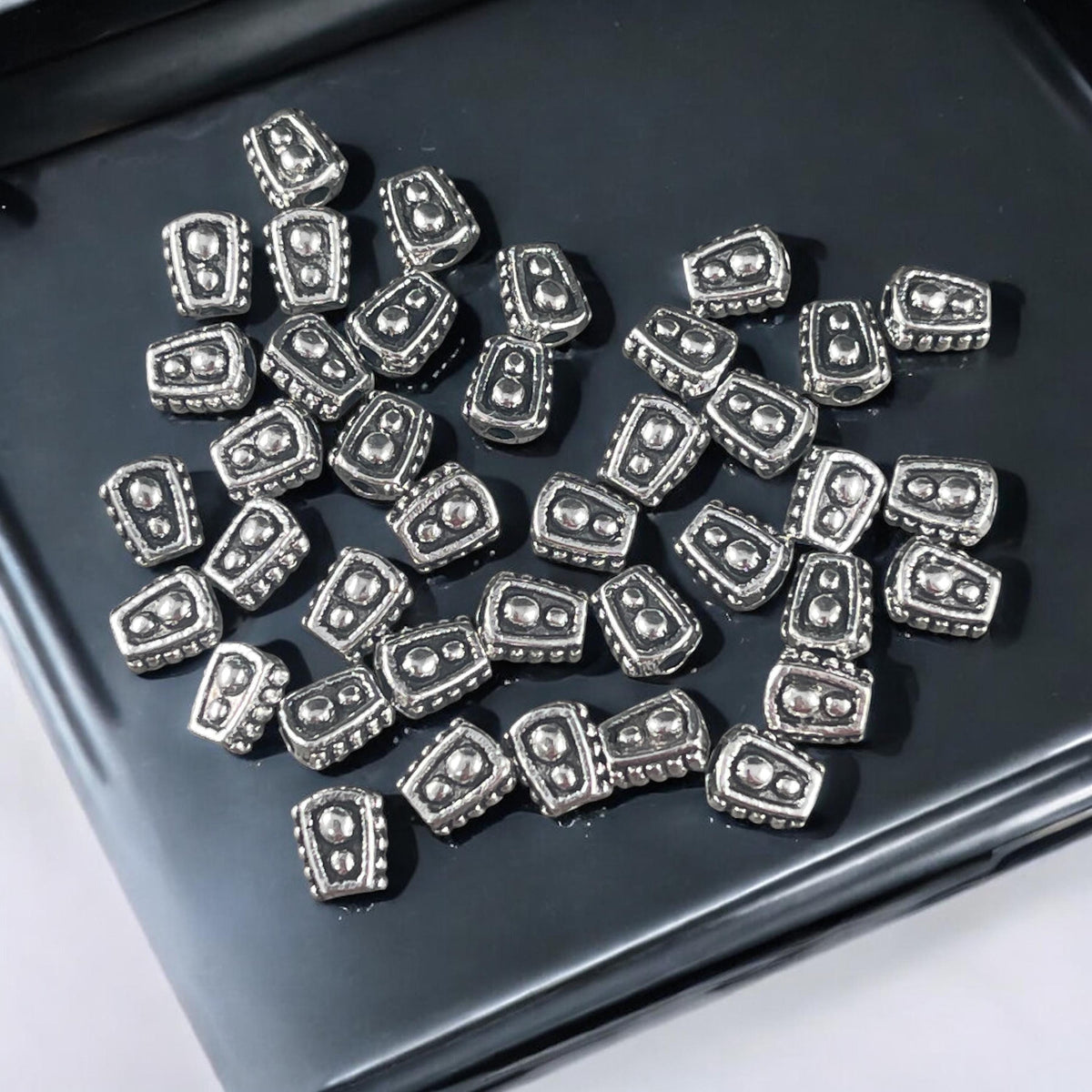 Antiqued Silver Trapezoid Bead, 6x5mm with 1.5mm Hole (LF0332Y-NF) * Qty. 200
