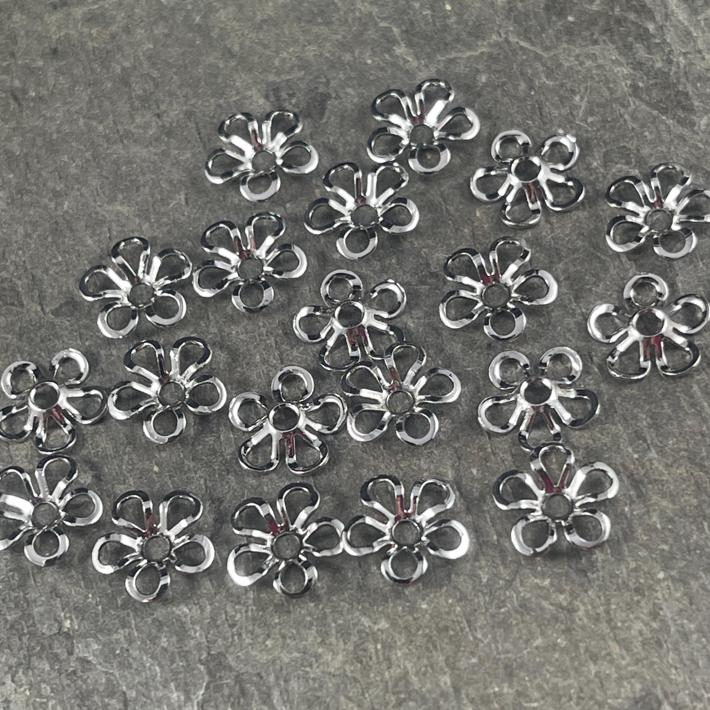 6-Petal Flower Bead Caps, Open Curved Petals, 9mm Platinum Plated Brass Bead Caps (Z030-13C-P) * Qty. 24