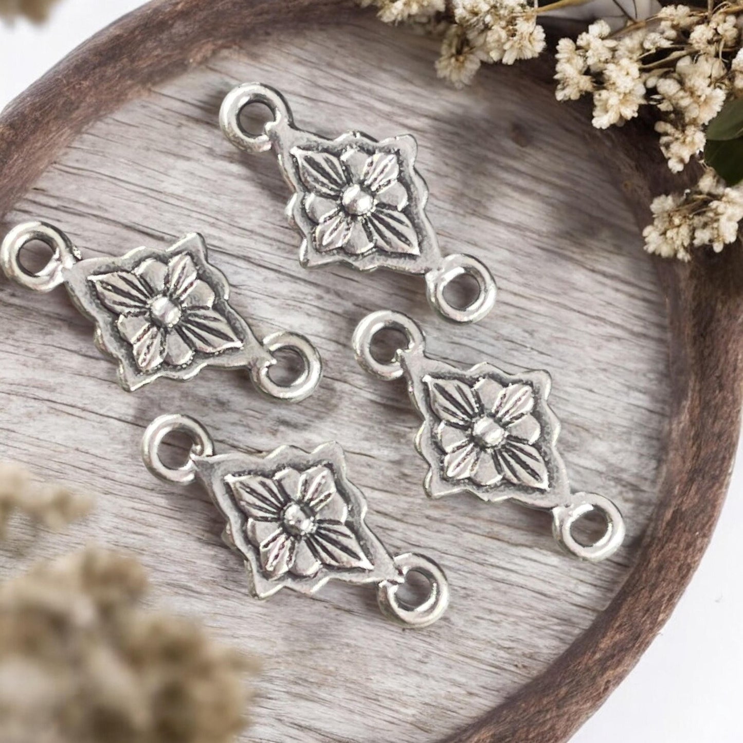 TierraCast Reina Link, Antiqued Silver Floral Theme Diamond Shaped Link (PF/733-77) * Qty. 6