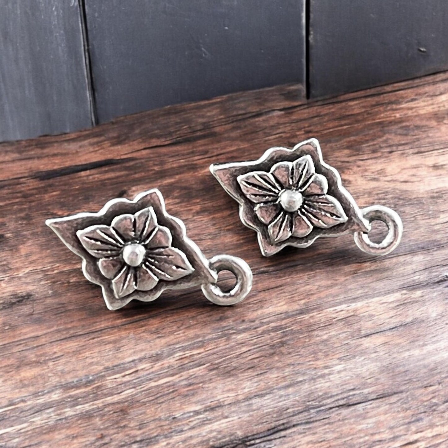 TierraCast Reina Earring Post, Antiqued Silver Diamond Shaped, Floral Theme Titanium Post Earring (PF/428-77) * Qty. 2