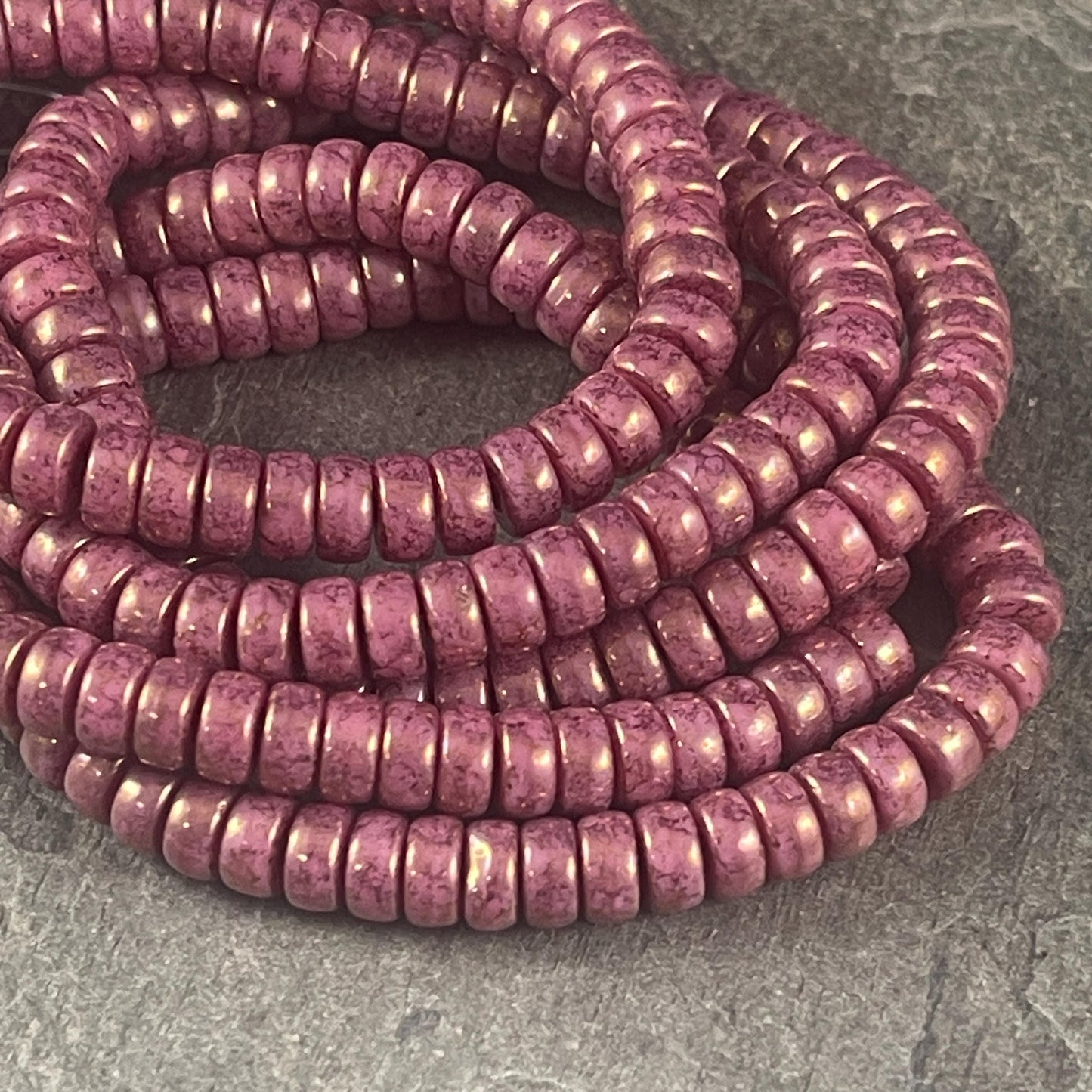 Czech Glass Beads - 6mm Heishi Rondelle, Dusty Rose with Mauve Marbled Finish (HSH/N-0577) * 50 Beads