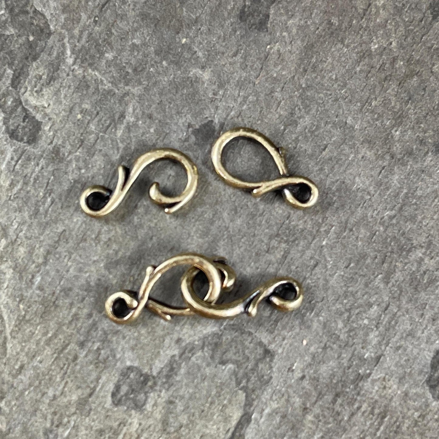 TierraCast Vine Hook and Eye Clasp, Antiqued Brass Plated Pewter (PF/954-57) * Qty. 3 sets