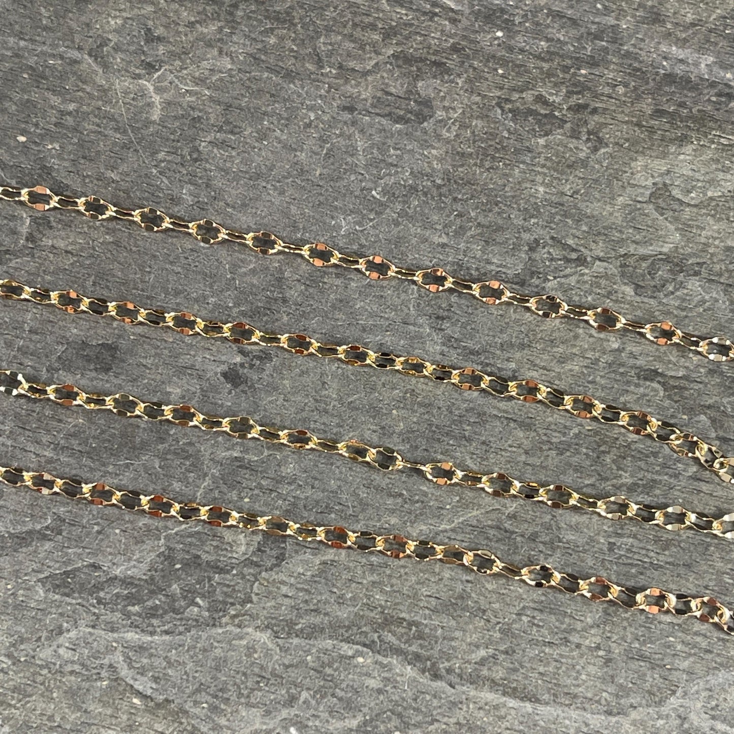 Chain by the Foot - 4mm x 2.5mm Diamond Cut Cable Chain - Gold Plated Brass (CH-1010G) * 18" Length