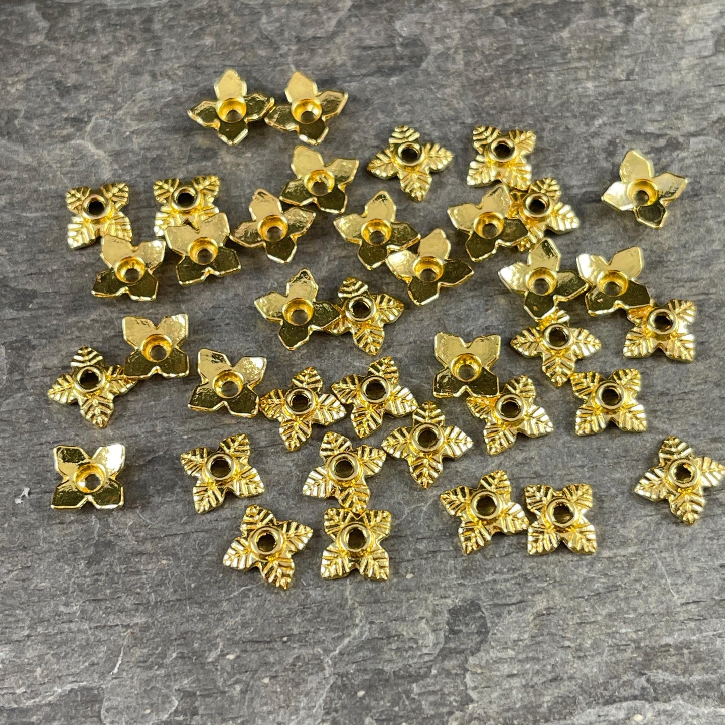 Tibetan Style Bead Caps - 4-Petal Leaf Design, Gold (Q018-G) * 200 Bead Caps