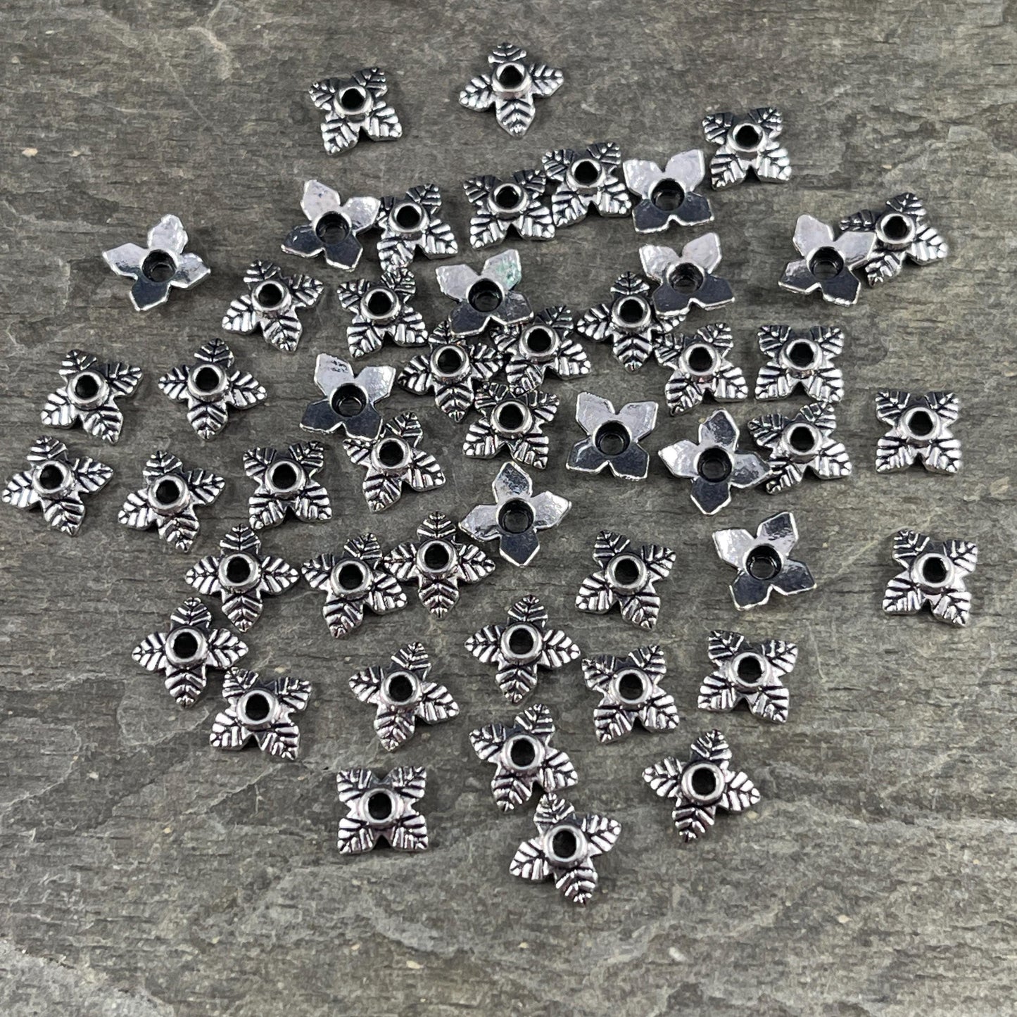 Tibetan Style Bead Caps - 4-Petal Leaf Design, Antiqued Silver (Q018-AS) * 200 Bead Caps
