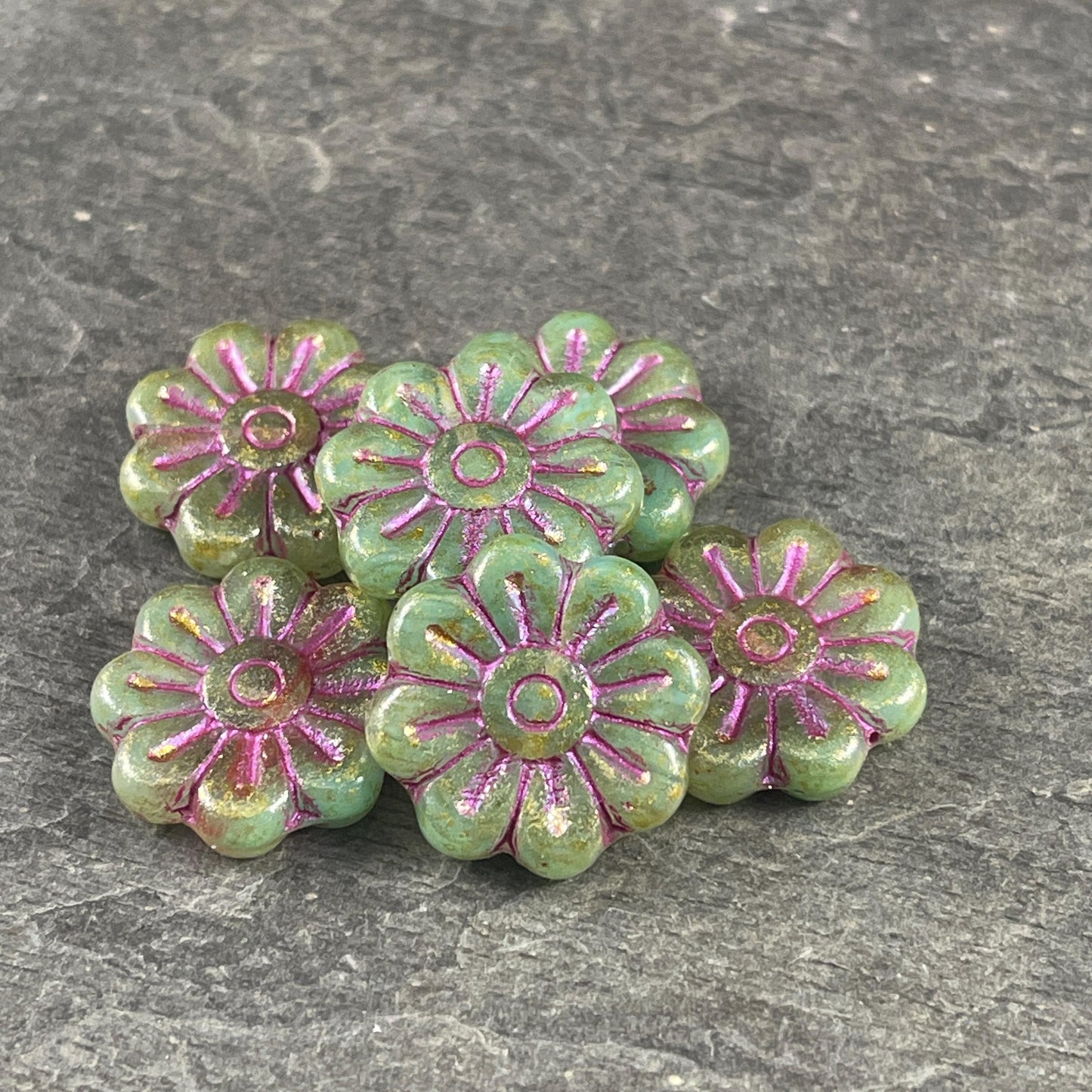 Czech Glass Beads - 17mm Daisy Flower, Lime Green with Pink Wash (PLD-22) * 6 Beads