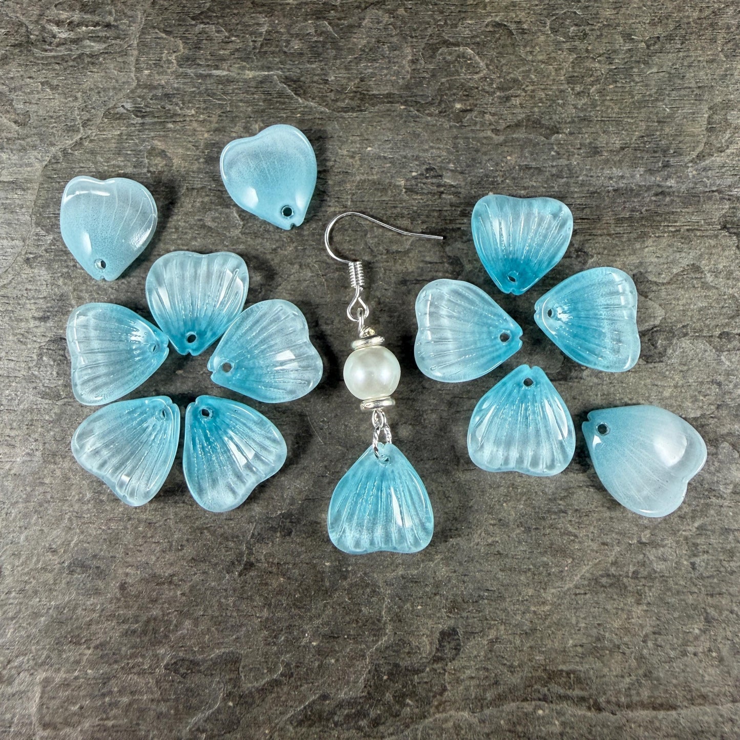 Glass Flower Petals, 16mm Petal Shaped Beads, Aqua Blue * 12 Beads