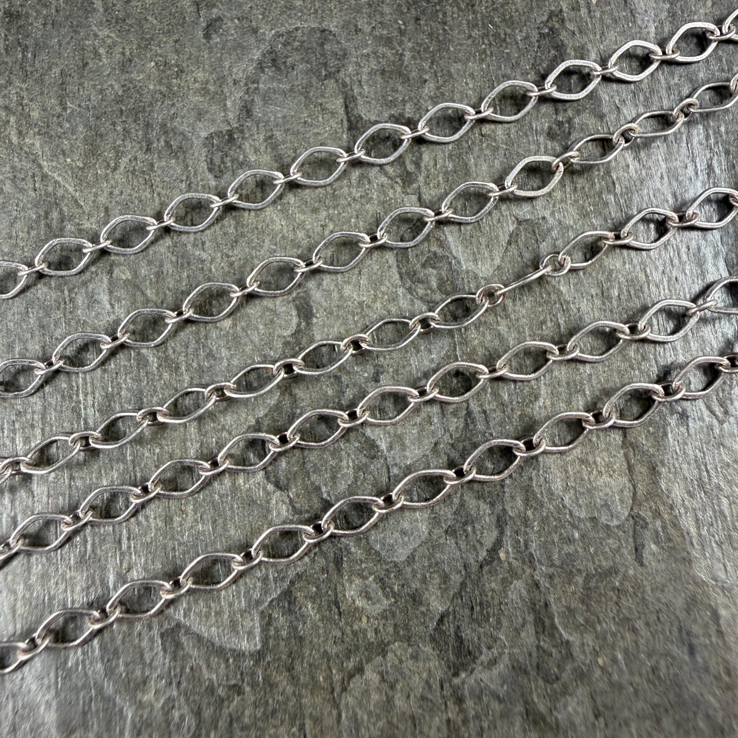 Chain by the Foot - Antiqued Silver Chain, 4x3mm Oval Links (829AS) * 18" Length