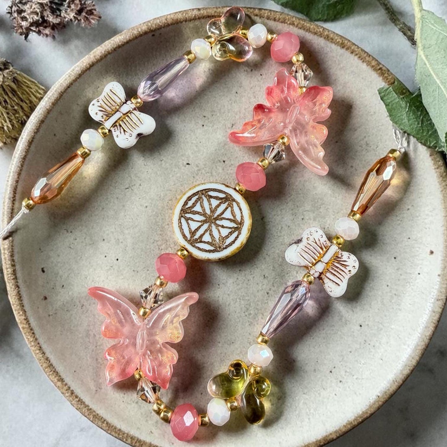 Butterfly Beads - Peach, Beige and Gold Glass Beads - Exclusive Bead Mix (612.01) - 10.5" Strand