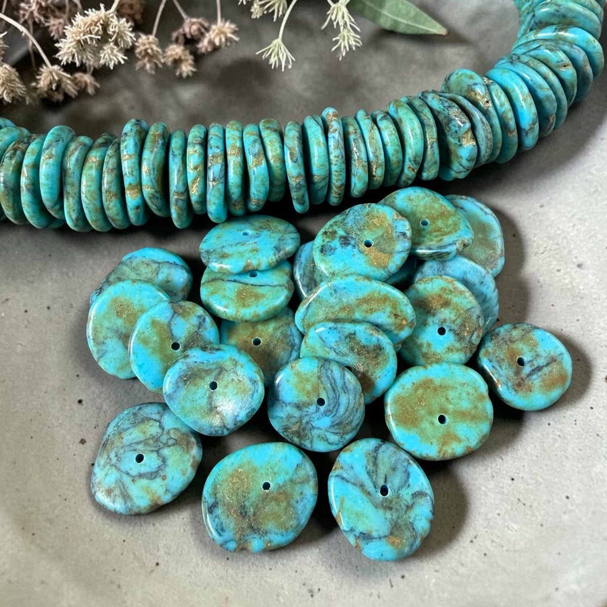Magnesite Turquoise - LARGE Organic Discs 15-22mm, Turquoise Blue (2511HL-122-18) * 30 Beads