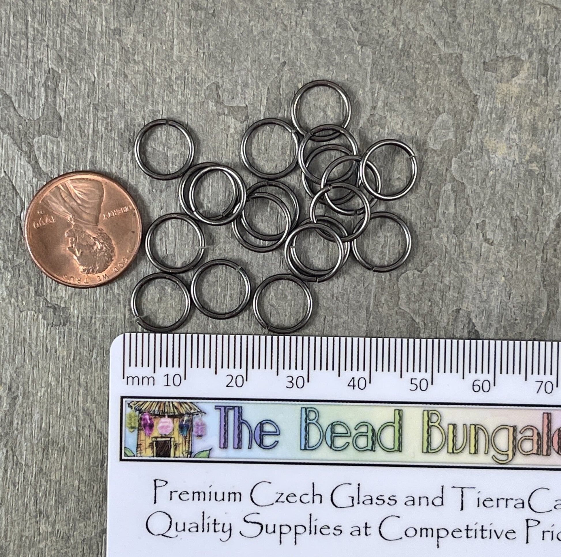 10mm Round Jump Rings, 18g Open, Gunmetal Black Plated Brass (TC/0026-13) * Qty. 50