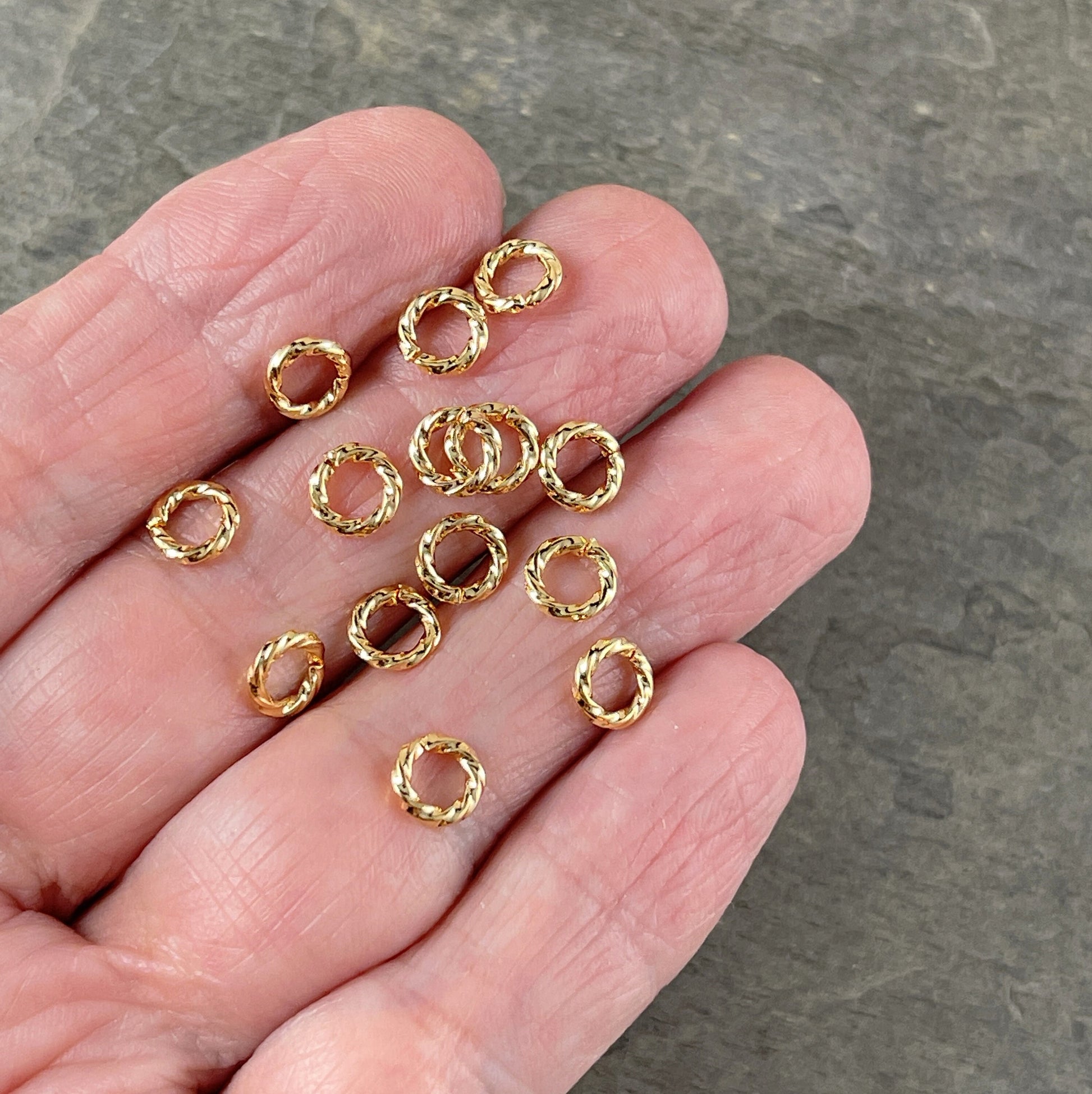 6mm Twisted Jump Rings, 16g Open, Gold Plated Brass (FMG/5038) * Qty. 100