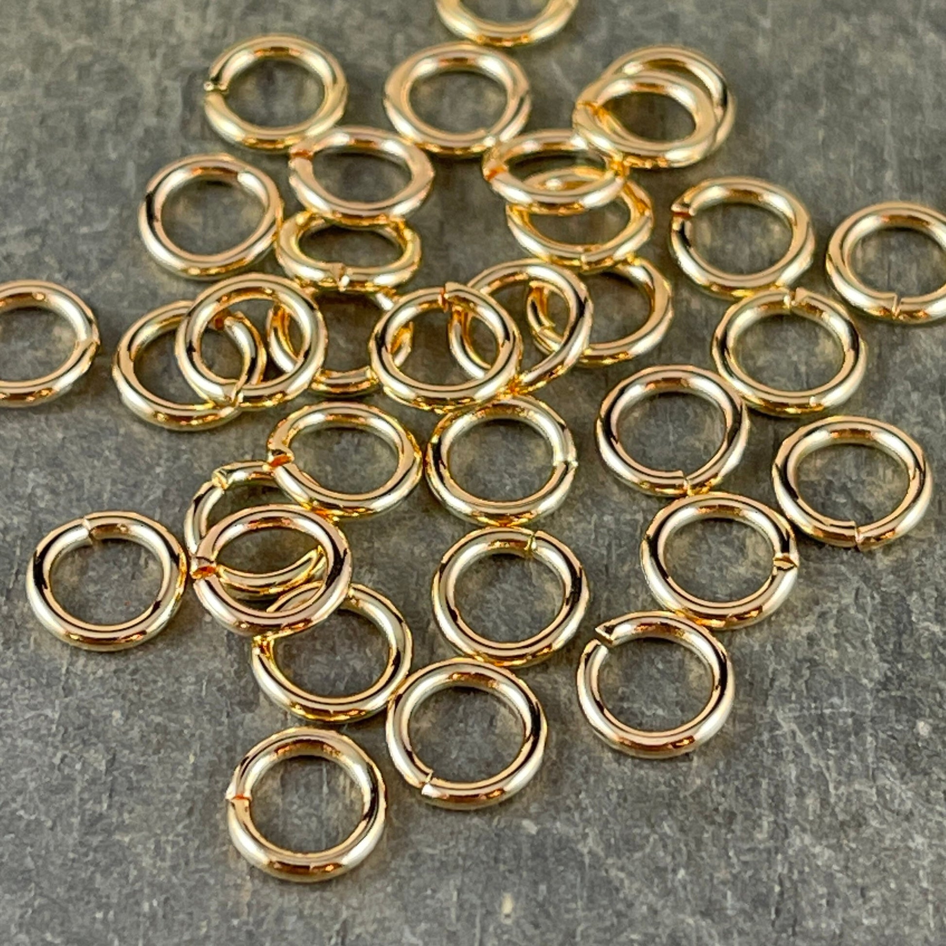 6mm Gold Plated Round Jump Rings ~ 18g Gold Jump Rings ~ Gold Plated Brass Open Jump Rings (FMG/4858) * Qty: 100