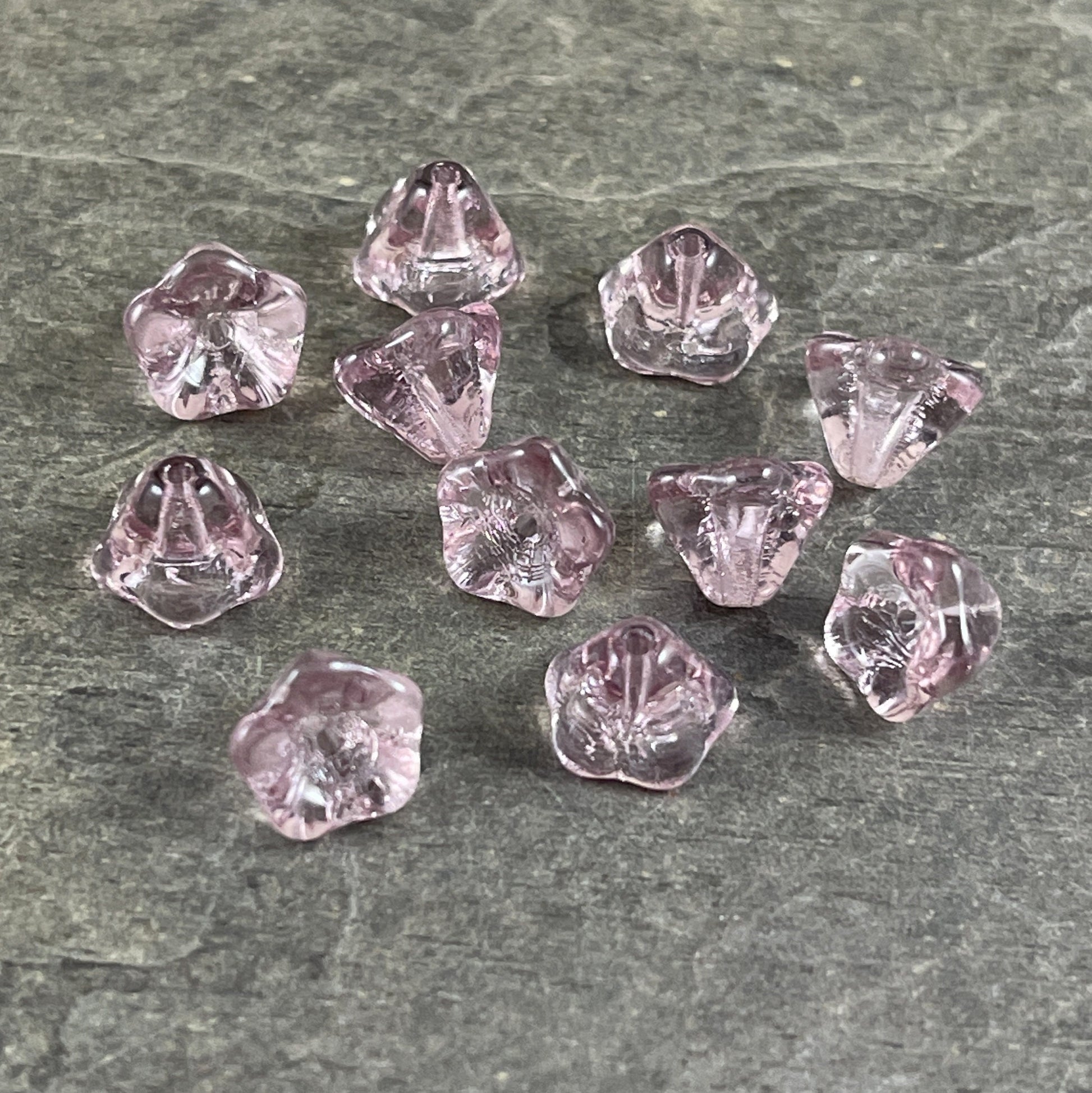 Light Amethyst Czech Glass Flower Beads, Pale Purple 6x8mm Bell Flower (BF/2002) * Qty. 24