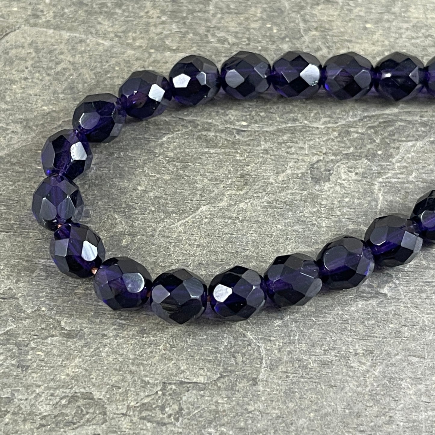 Dark Purple Glass Beads 8mm Tanzanite Faceted Round Czech Beads 8mm Czech Glass Beads - Tanzanite Glass Bead (FP8/DV) - Qty 25