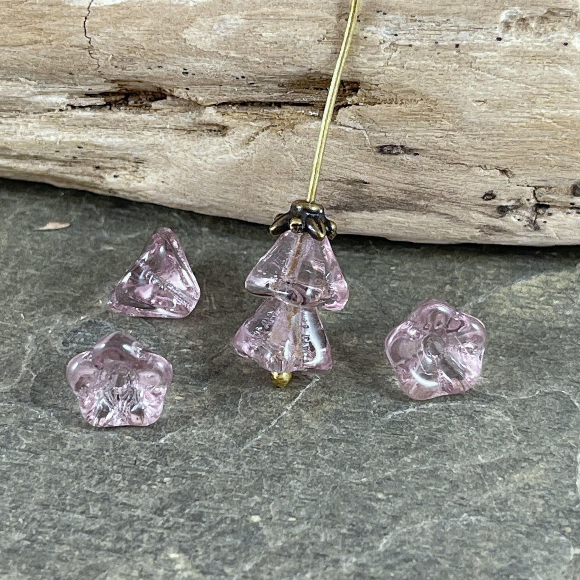 Light Amethyst Czech Glass Flower Beads, Pale Purple 6x8mm Bell Flower (BF/2002) * Qty. 24