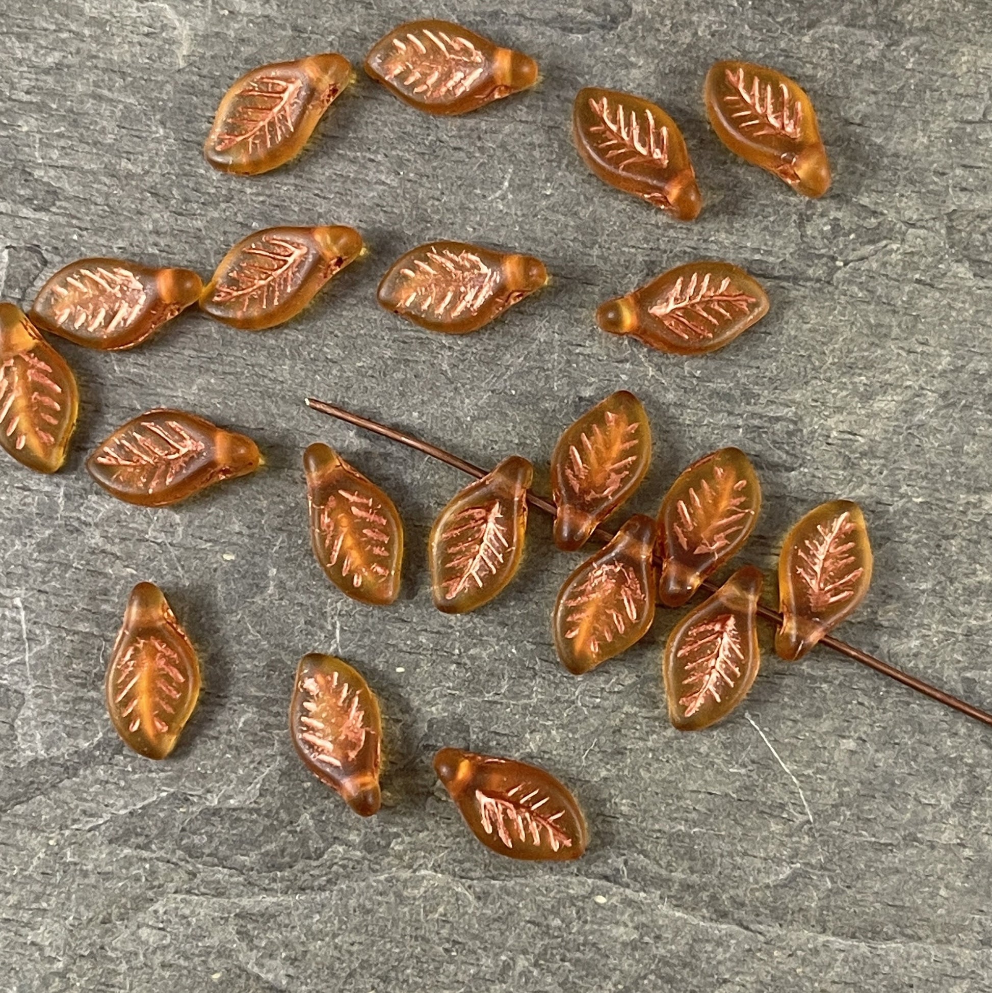 Briolette Leaf Beads ~ 12x6mm Leaf Bead ~ Czech Glass Beads ~ Orange Leaf Bead (Bay19) * 20 Beads