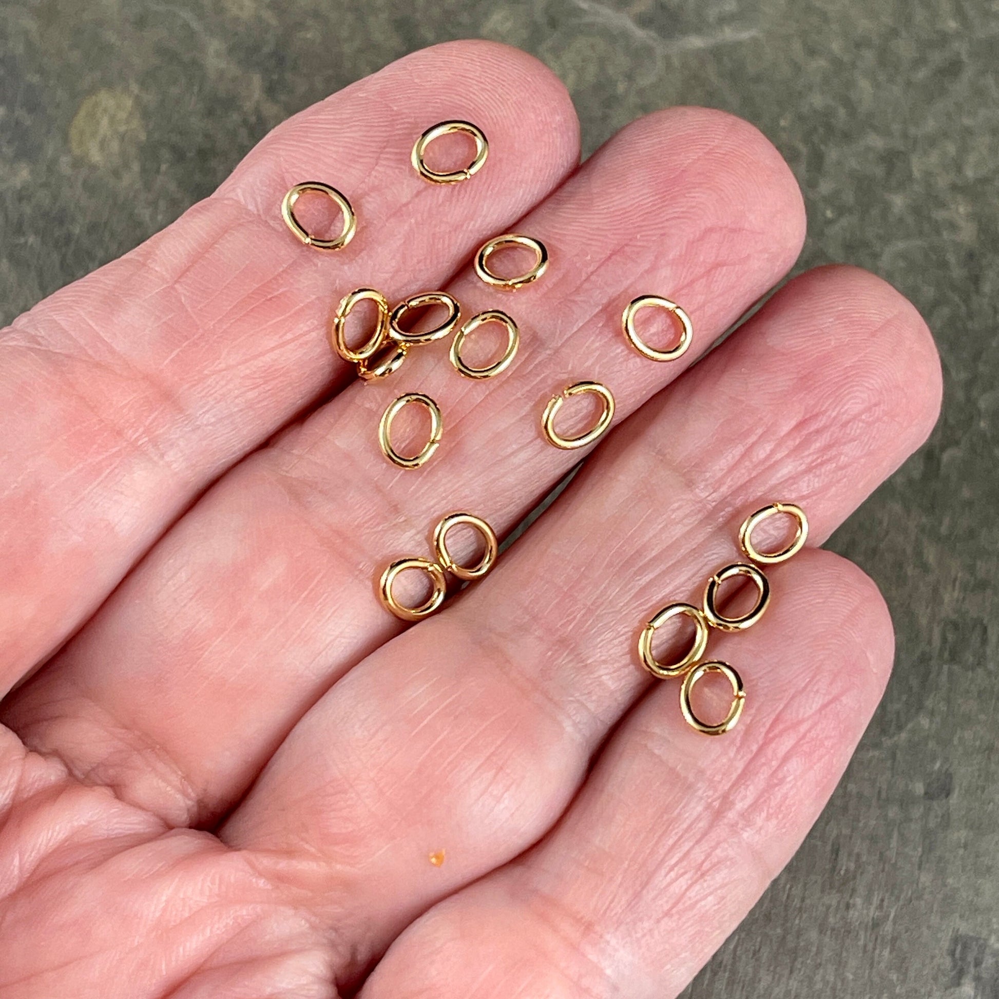 6x4mm Oval Jump Rings 18g Oval Jump Rings Gold Jump Rings Gold Plated Brass Open Jump Rings Oval Shape (FMG/5048) - Qty: 100