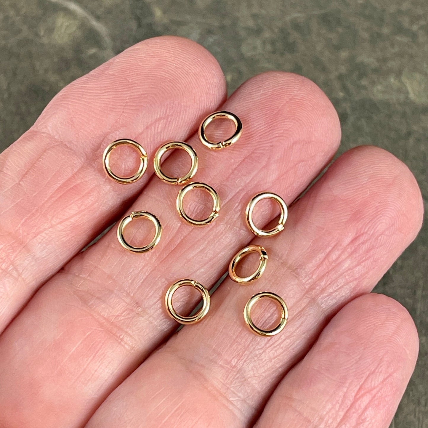 6mm Round Jump Rings, 18g Open, Gold Plated Brass (FMG/4858) * Qty: 100
