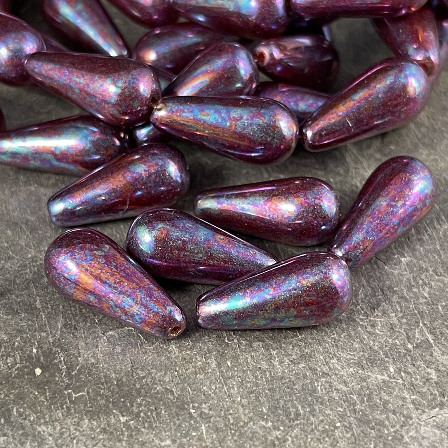 Czech Glass Beads - 20x9mm Enlongated Teardrop Beads, Mother of Pearl Finish (DRO/N-1023) * 8 Beads