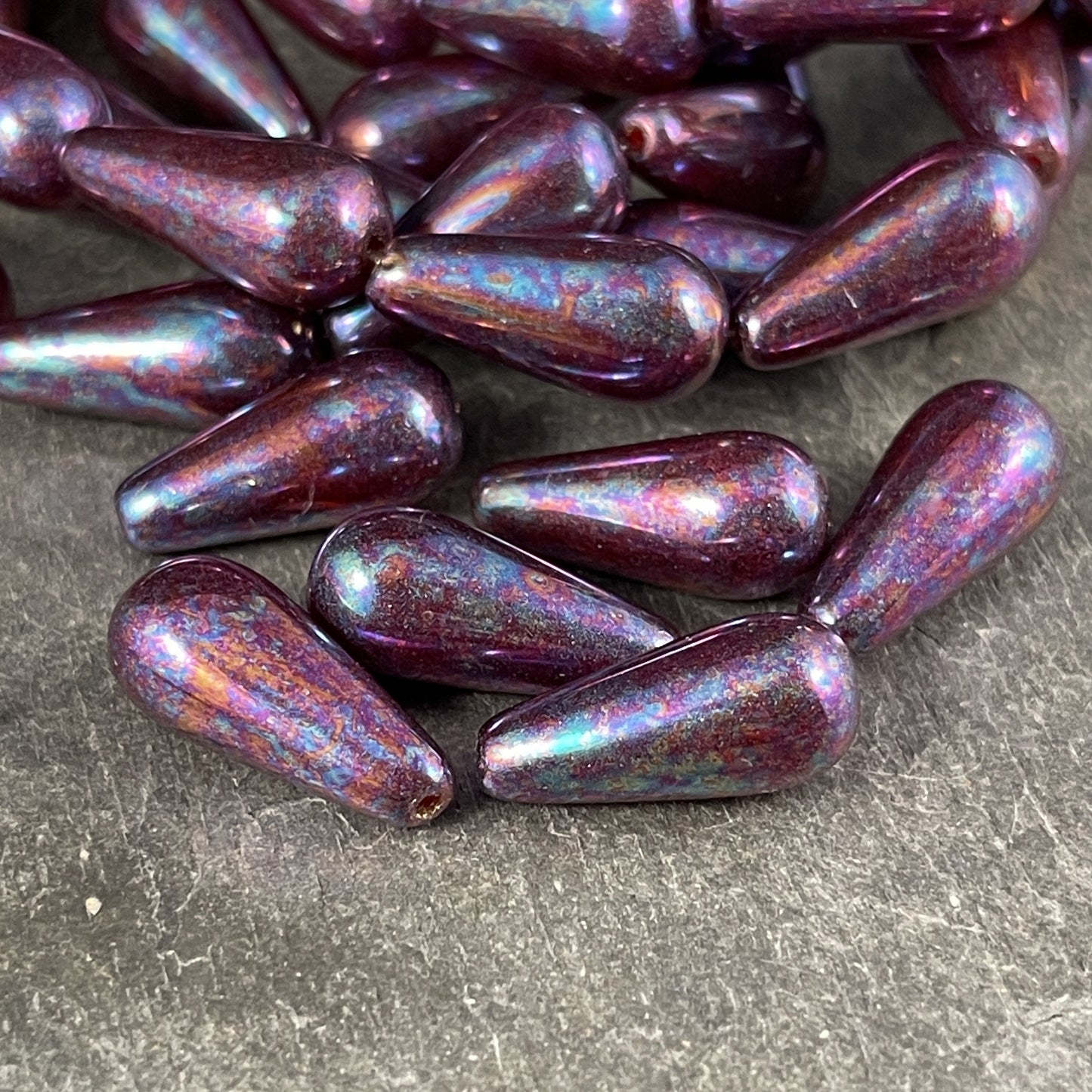Czech Glass Beads - 20x9mm Enlongated Teardrop Beads, Mother of Pearl Finish (DRO/N-1023) * 8 Beads
