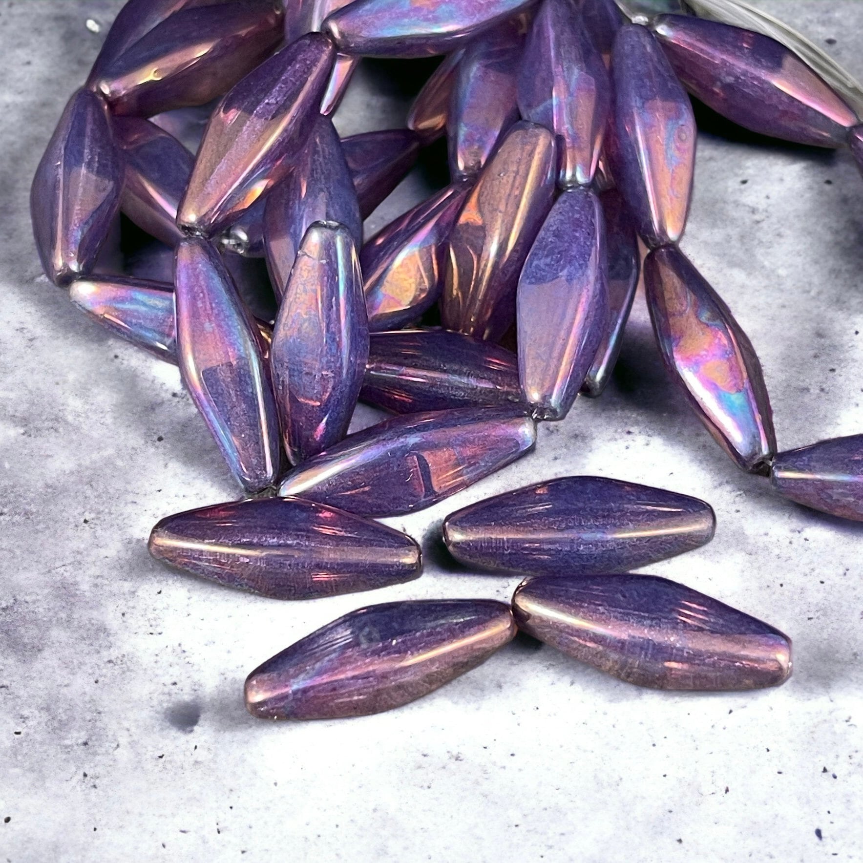 20x9mm Purple Rhombus Beads Elongated Spindle Beads Lustrous Mother of Pearl Finish Czech Glass Beads (RHO/1865) * Qty. 6 Beads