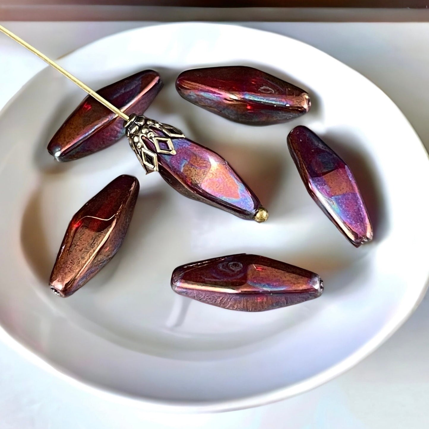 20x9mm Metallic Red Rhombus, Elongated Spindle Beads, Dark Red Glass with Purple Finish (RHO/1796) * 6 Beads