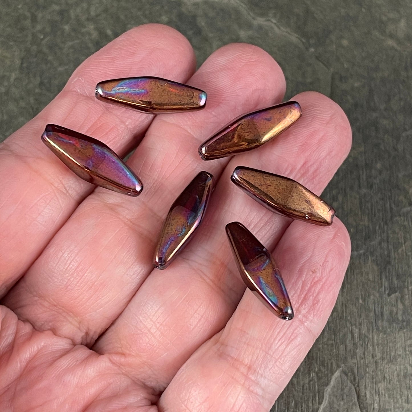 20x9mm Metallic Red Rhombus, Elongated Spindle Beads, Dark Red Glass with Purple Finish (RHO/1796) * 6 Beads