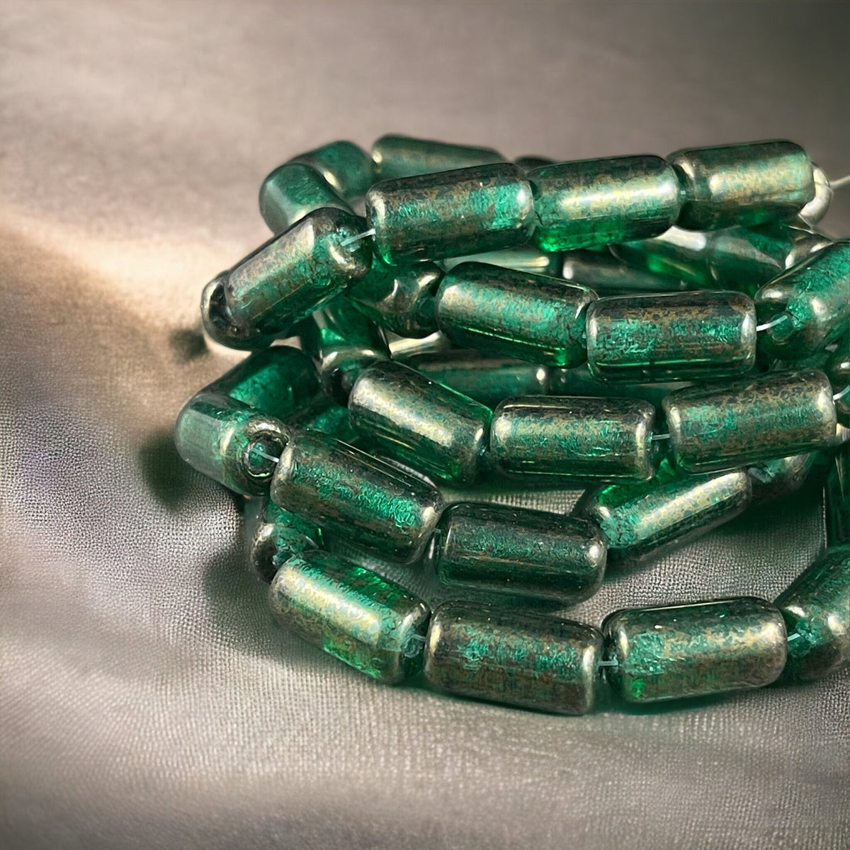 14x7mm Large Hole Glass Tube Bead ~ Emerald Green Glass with Gold Luster ~ 2mm Hole (TUBE/N-1738) * Qty. 10