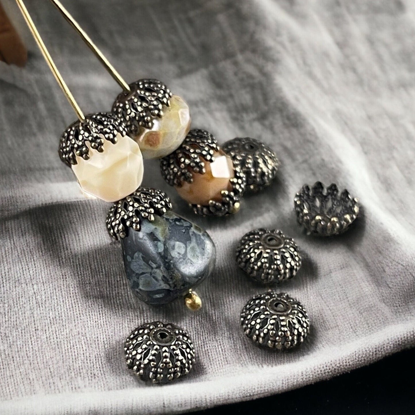 8mm Filigree Bead Caps, Antiqued Brass (BC-5609) * Qty. 20