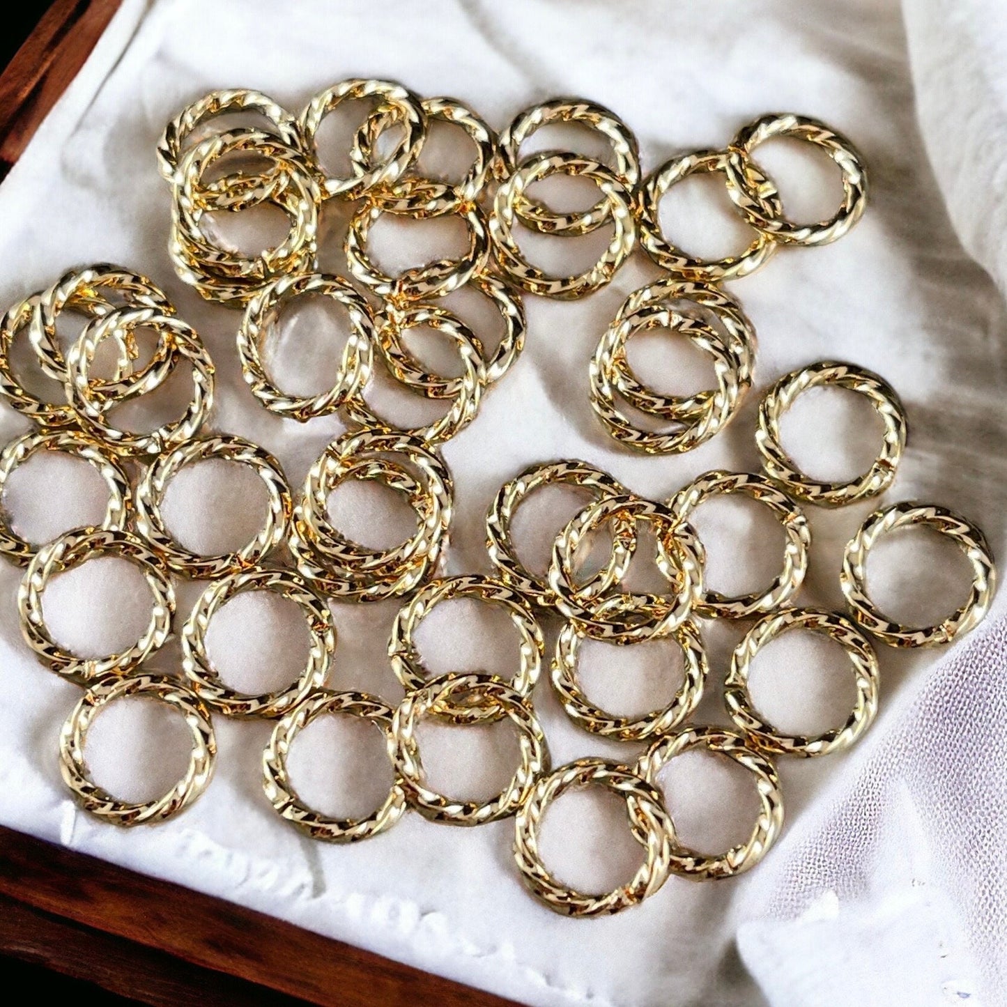 8mm Twisted Jump Rings, 16g Open, Gold Plated Brass (FMG/5028) * Qty. 50