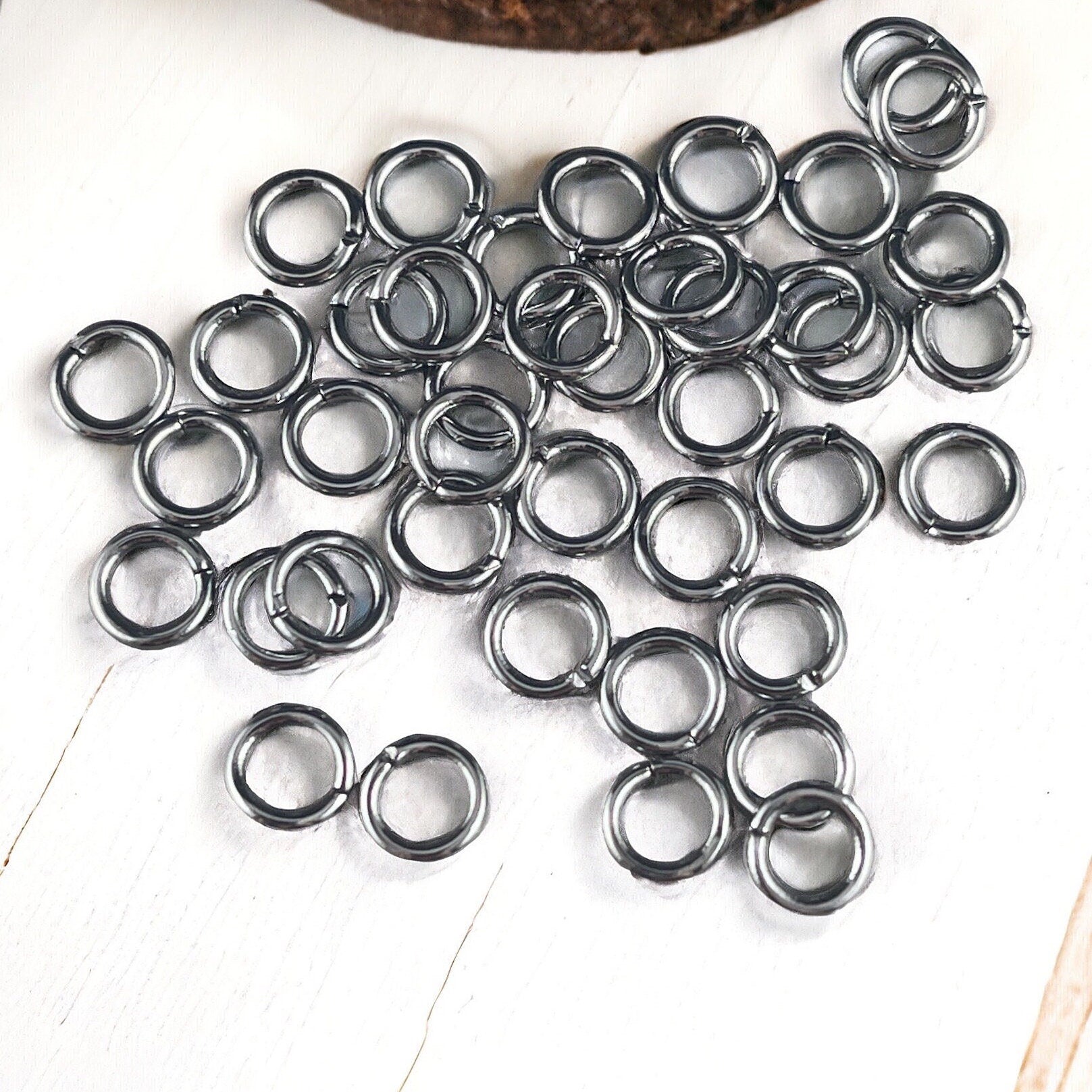 6mm Gunmetal Plated Round Jump Rings ~ 18g Black Jump Rings ~ Gunmetal Plated Brass Open Jump Rings (FMG/4867) * Qty: 100