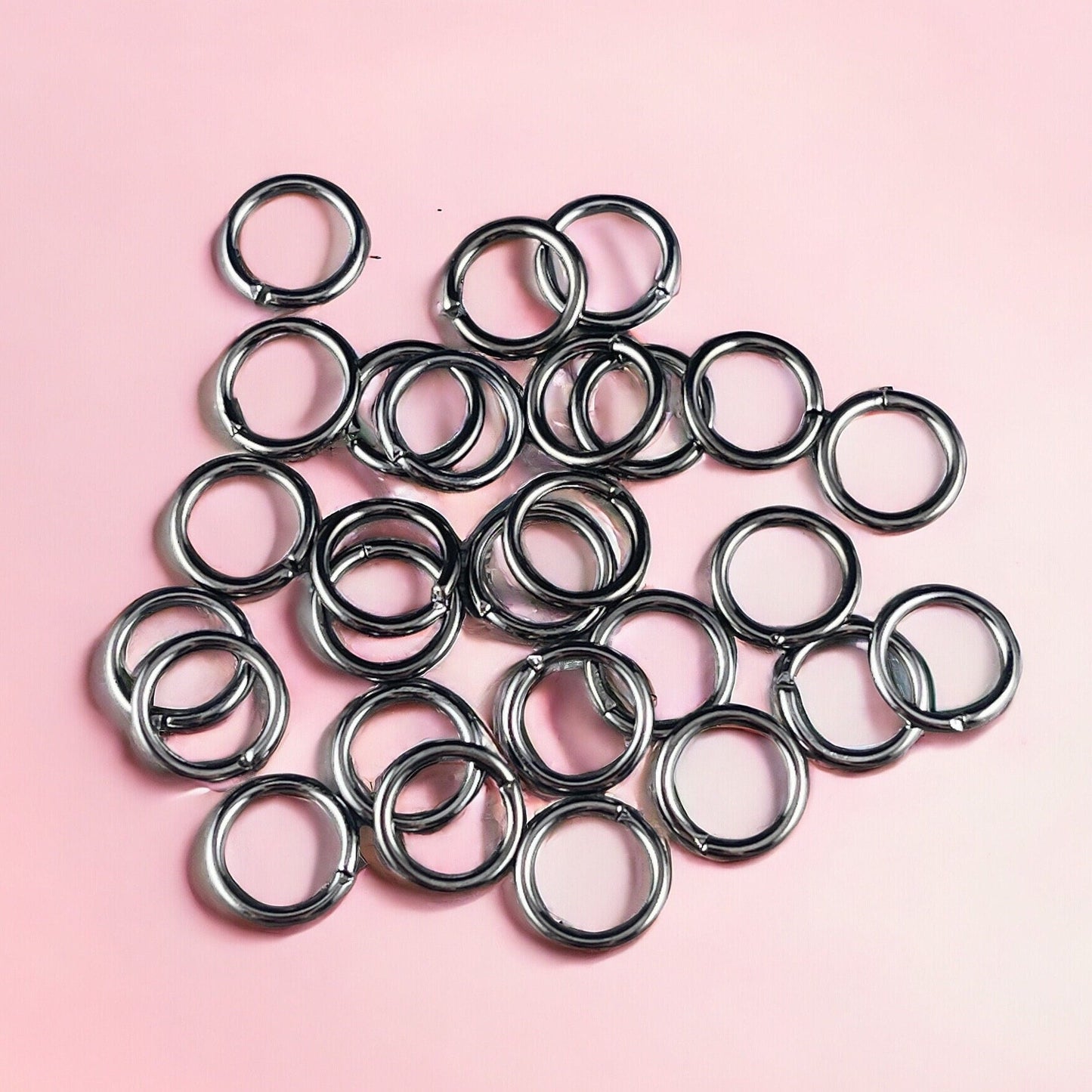 8mm Round Jump Rings, 18g Open, Gunmetal Black Plated Brass (FMG/5006) * Qty. 100
