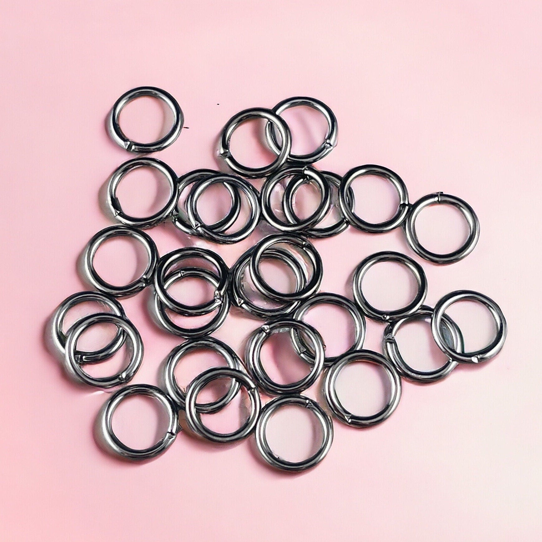 8mm Round Jump Rings, 18g Open, Gunmetal Black Plated Brass (FMG/5006) * Qty. 100