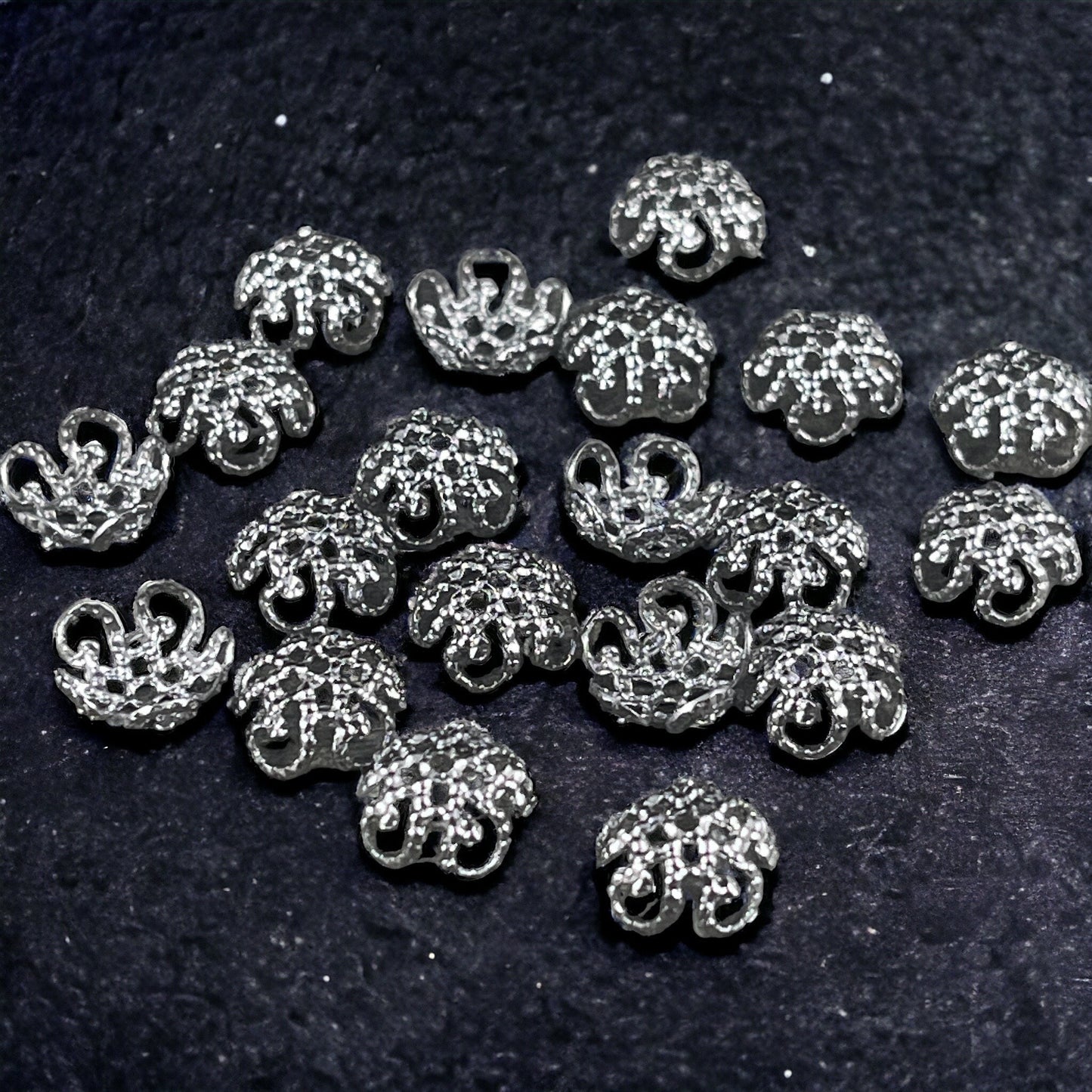 Stainless Steel Silver Filigree Bead Caps, 8mm Dark Silver 5-Petal Bead Caps (M212-03B) * Qty. 50