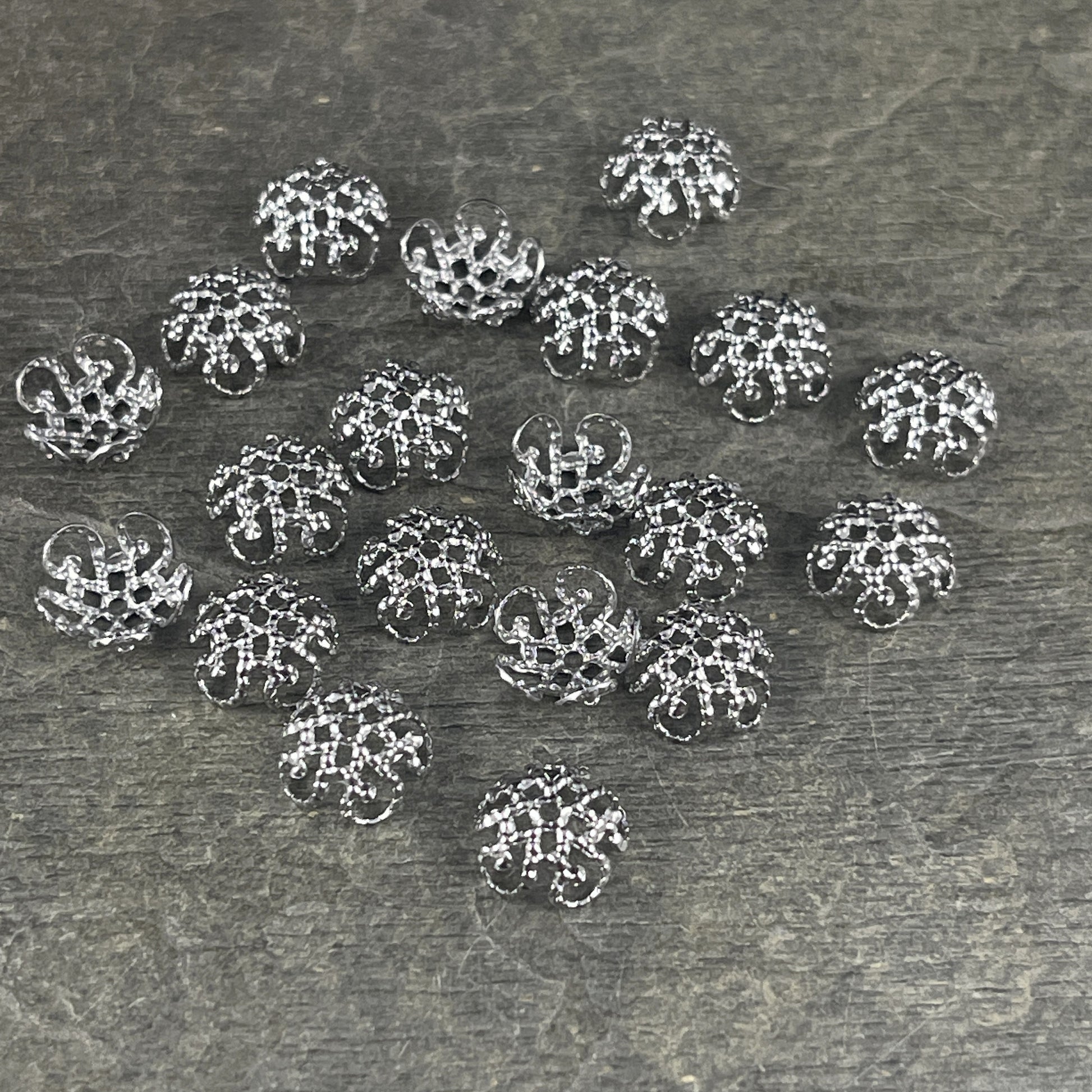 Stainless Steel Silver Filigree Bead Caps, 8mm Dark Silver 5-Petal Bead Caps (M212-03B) * Qty. 50