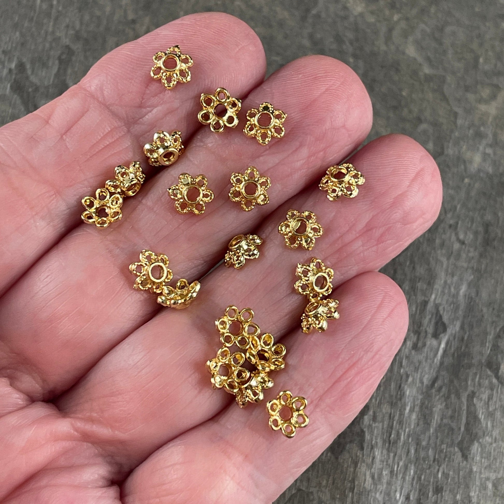 6mm Lacy 6-Petal Bead Caps, 18k Gold Plated Brass (J277-13G) * Qty. 50