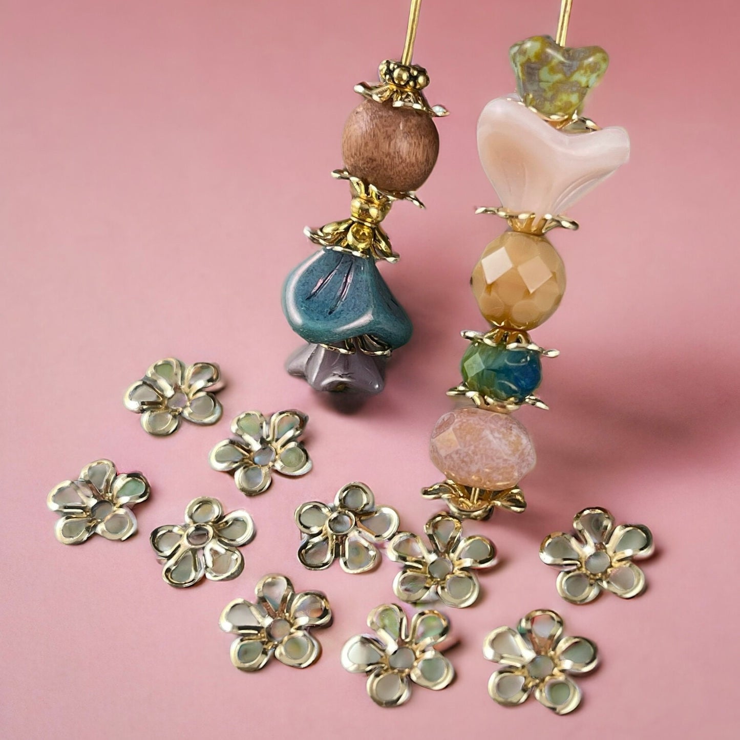 6-Petal Retro Flower Bead Caps, Open Curved Petals, 9mm Gold Plated Brass Bead Caps( Z030-13B-G) * Qty. 24