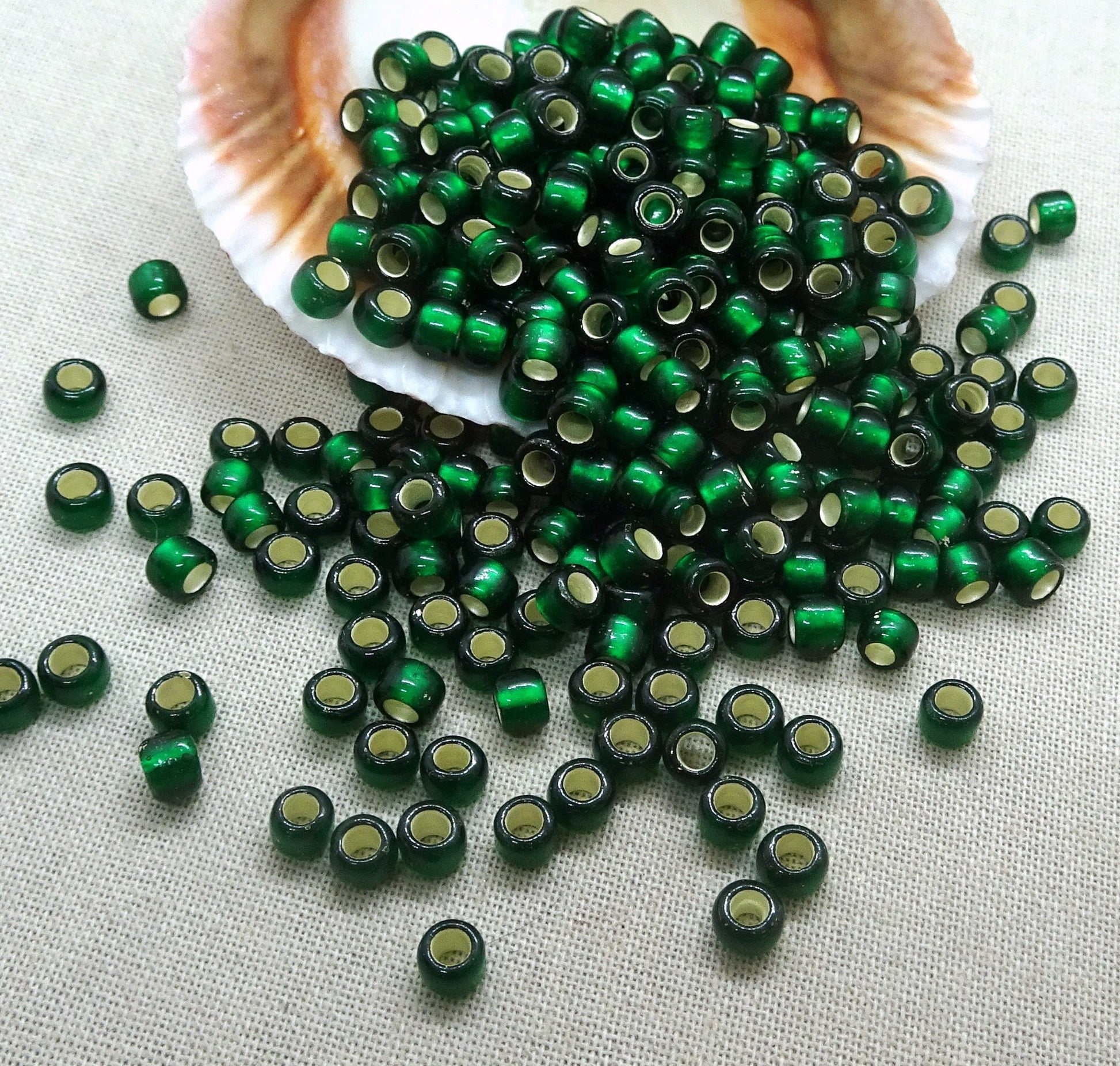 Transparent Emerald Green 4mm Seed Beads, TOHO 6/0 Round Dark Green with Silver Core (T6/SM-36) * 15 grams