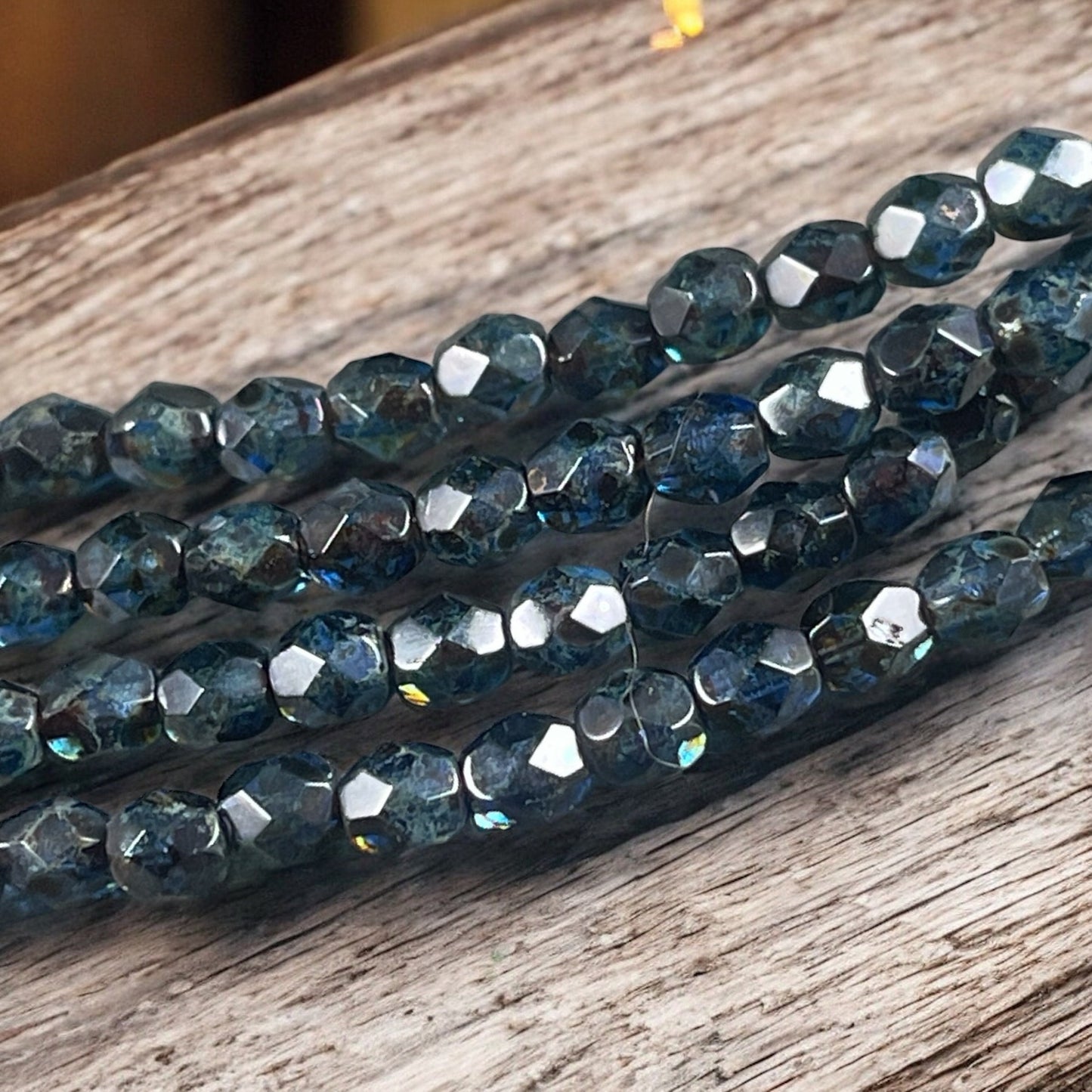 Czech Glass Beads - 4mm Faceted Round, Sapphire Picasso (FP4/SM-T3005) * Qty 50