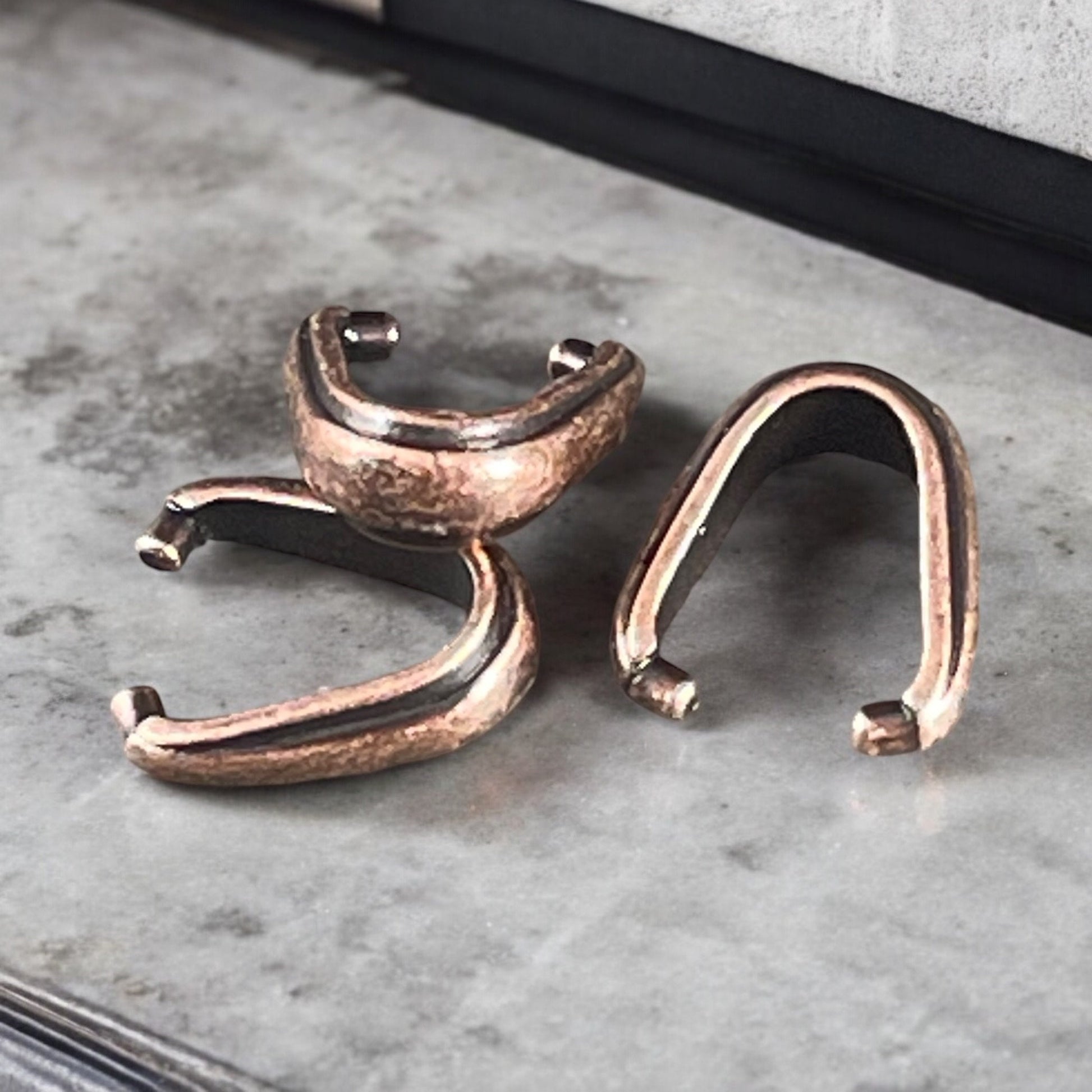 TierraCast 12mm Nouveau Pinch Bail, Antiqued Copper Plated Pewter (PF/876-87) * Qty. 4
