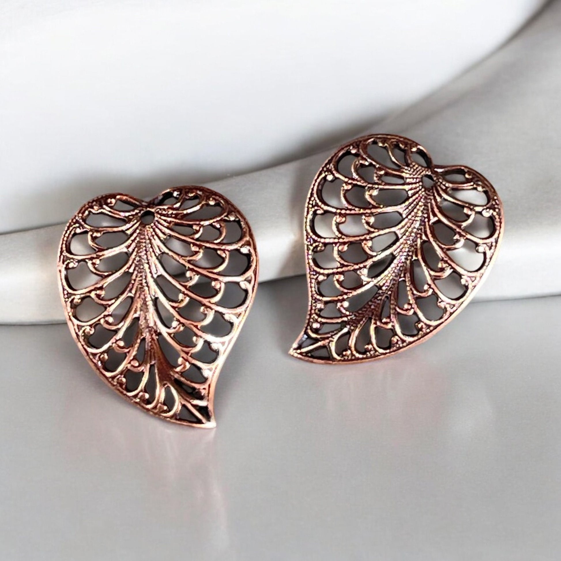 Antiqued Copper Filigree Leaf, 19x15mm Open Stamping Charms for Earrings, Delicate Heart Shaped Leaf Charms (VJS/359a) * Qty. 2