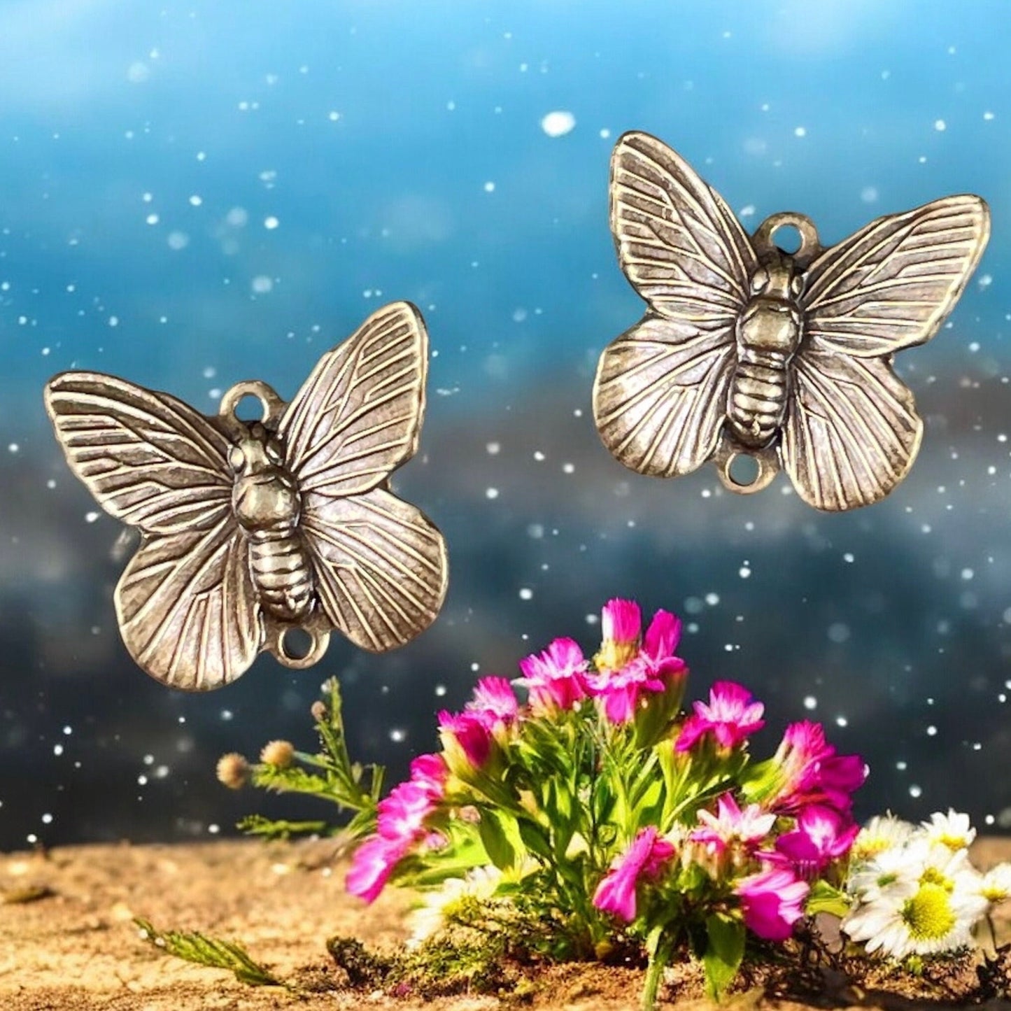 Butterfly Link, Brass Butterfly Connector, Lightweight Vintage Style Earring Components (VJS/X68A) * Qty. 20