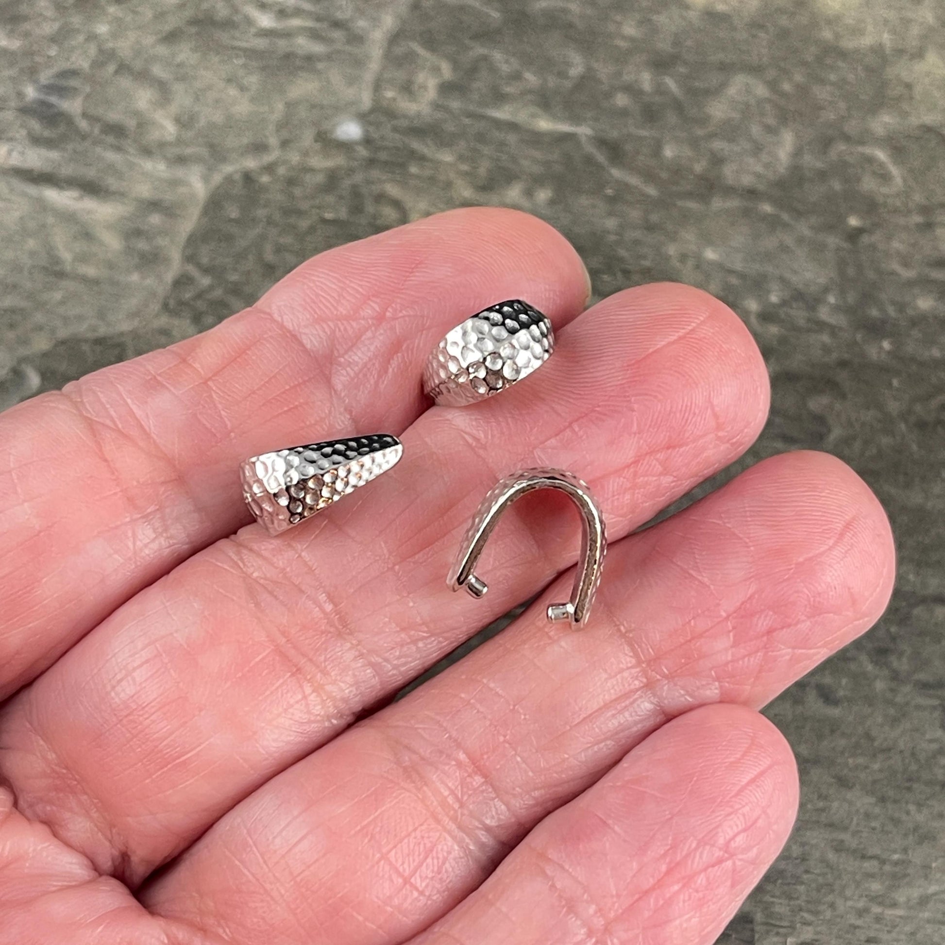 TierraCast White Bronze Pinch Bail, 11mm Hammered Silver Pinch Bail (PF/875-28) * Qty. 4