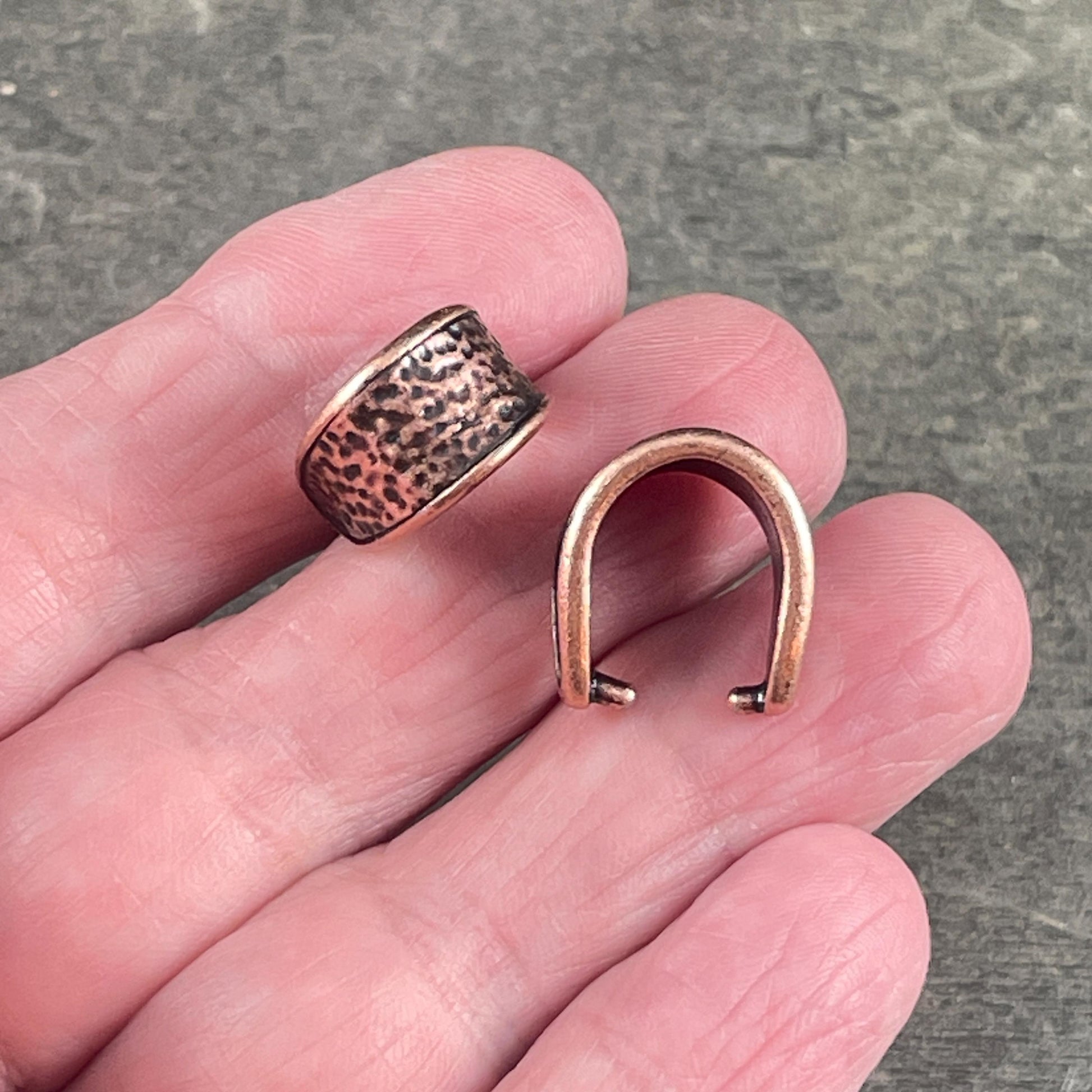 Pinch Bail Antiqued Copper Hammertone Bail TierraCast Pinch Bail Copper Metal Hammered Bail TierraCast Findings (TC/5857-18) * Qty. 1